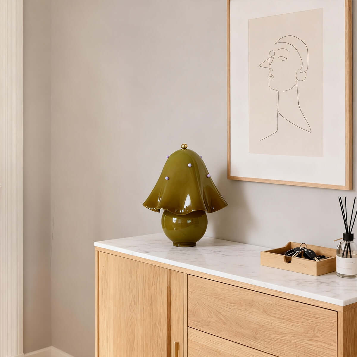 Etonar Table Lamp
