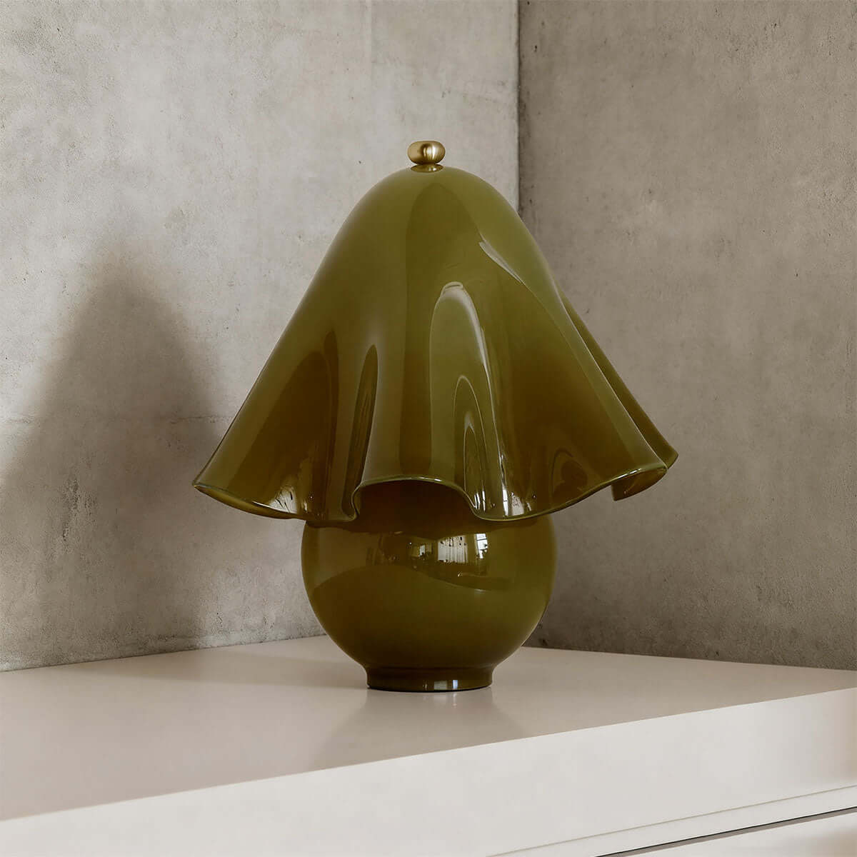 Etonar Table Lamp