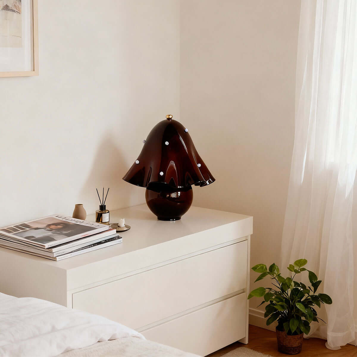 Etonar Table Lamp