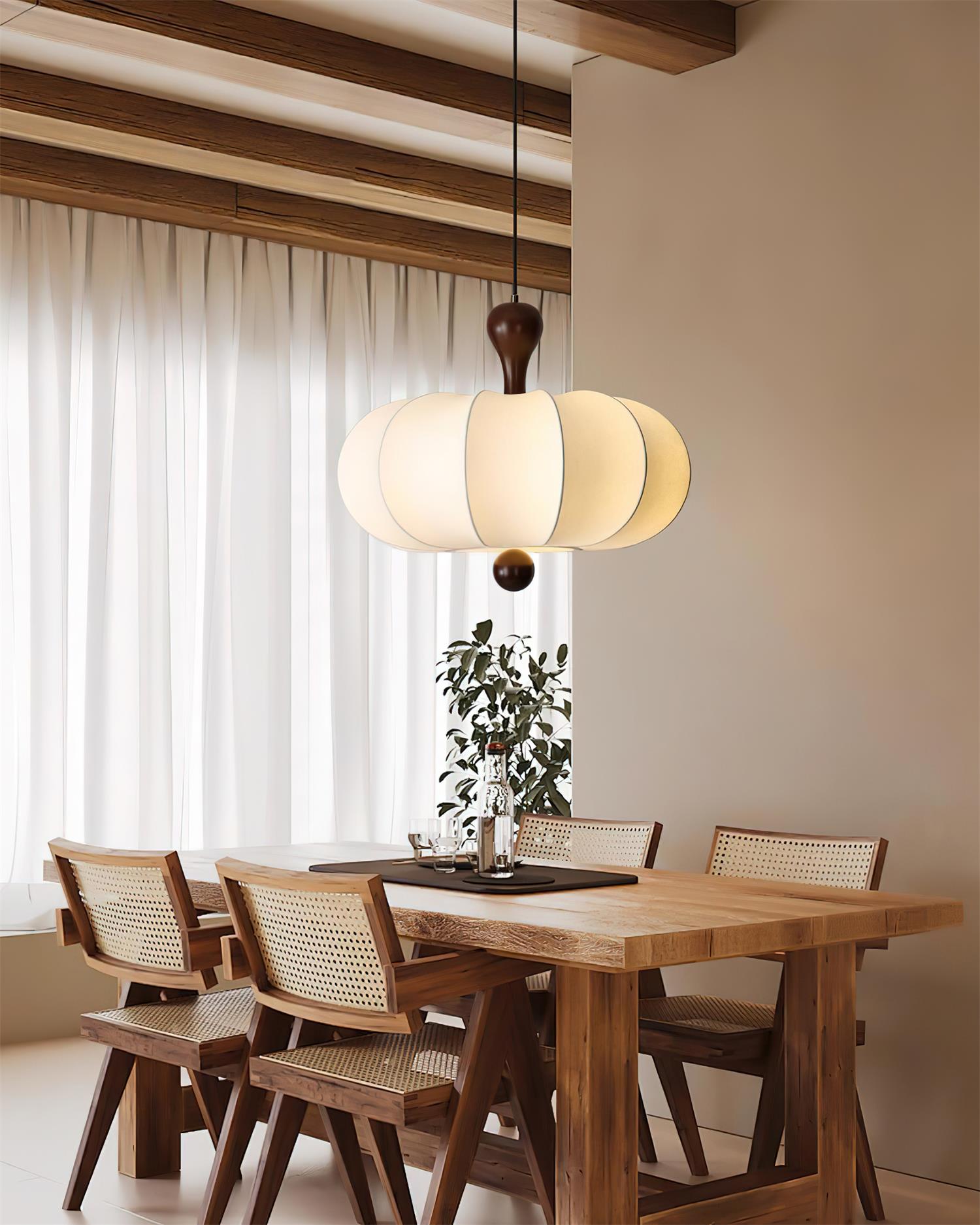 Arivae Sculptural Pendant Light