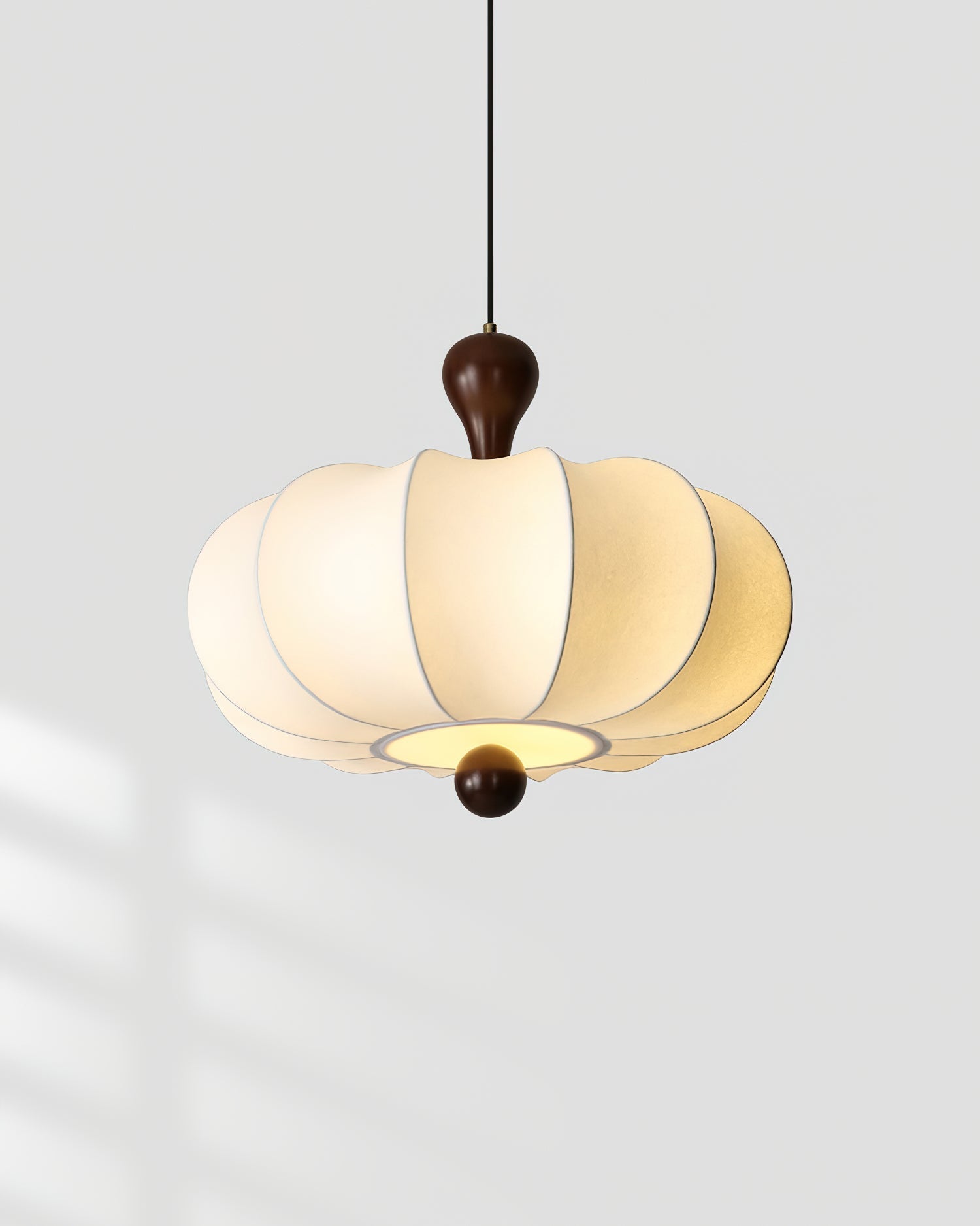 Arivae Sculptural Pendant Light