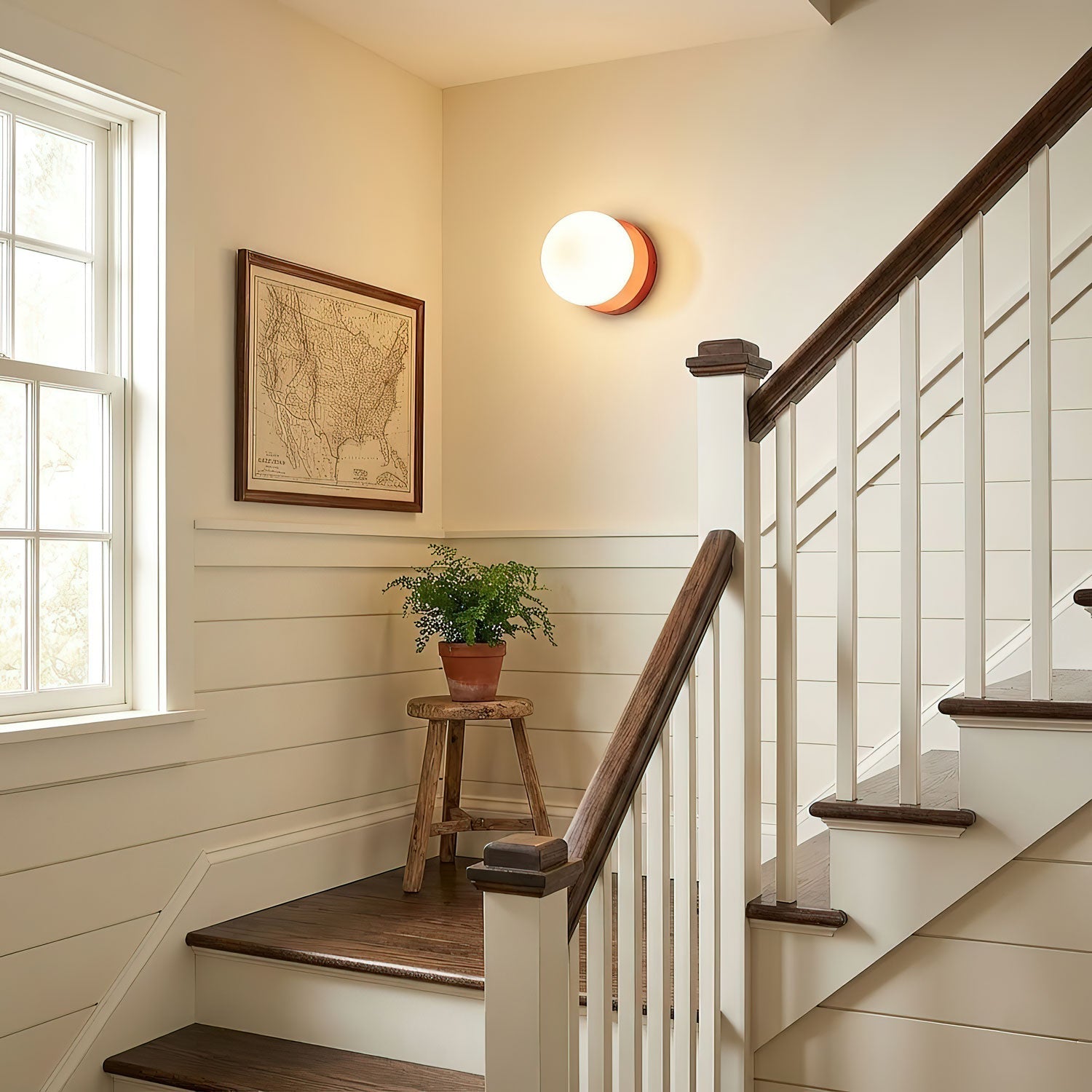 Hogon Globe Wall Light