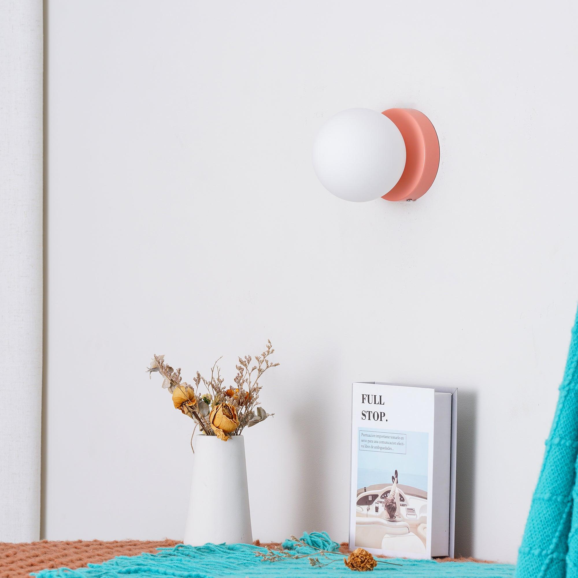 Hogon Globe Wall Light