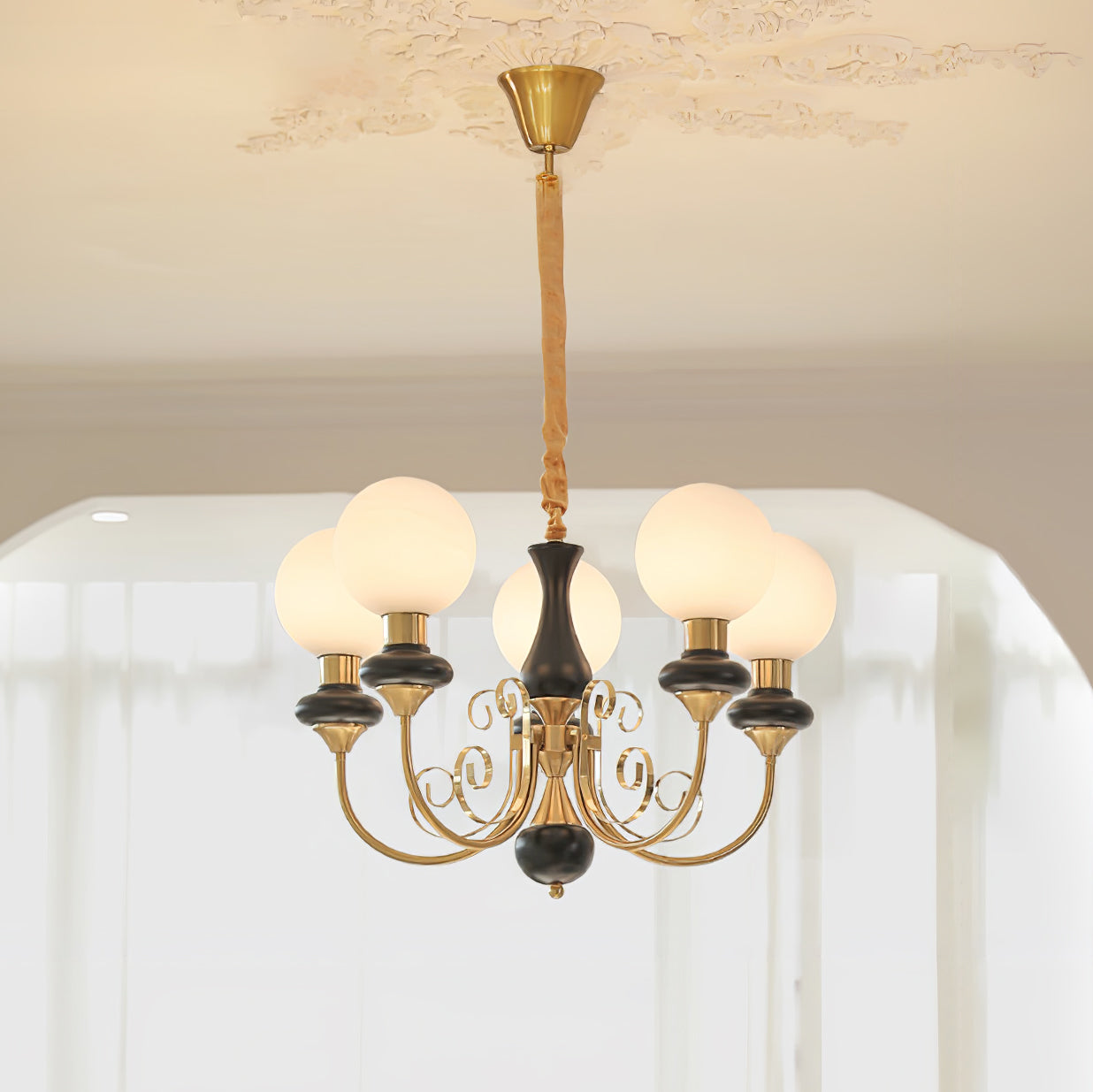 Belvonero Chandelier