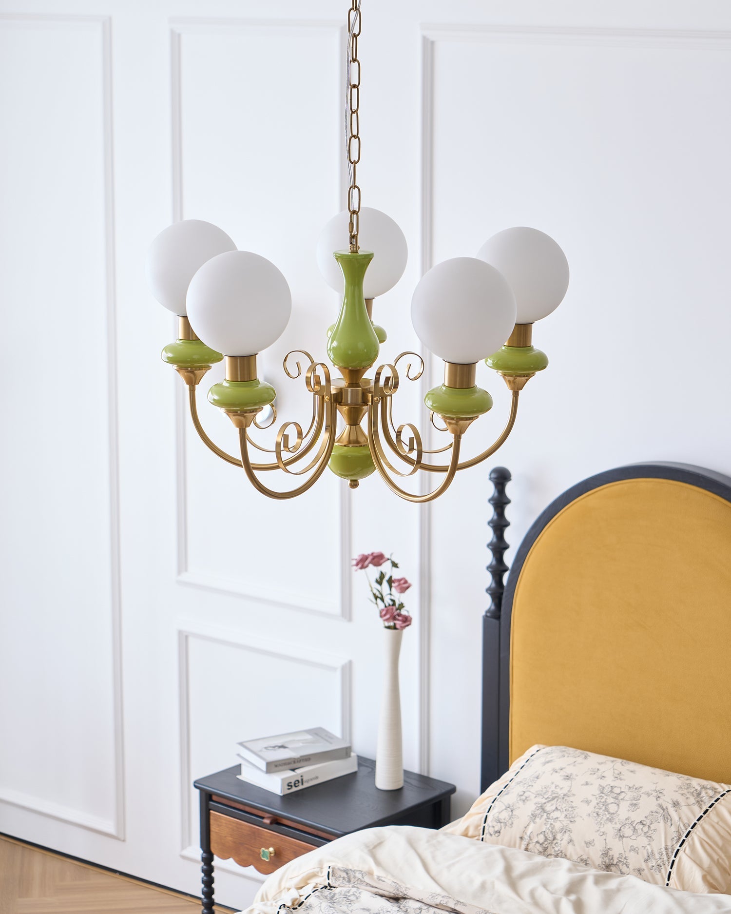 Belvonero Chandelier