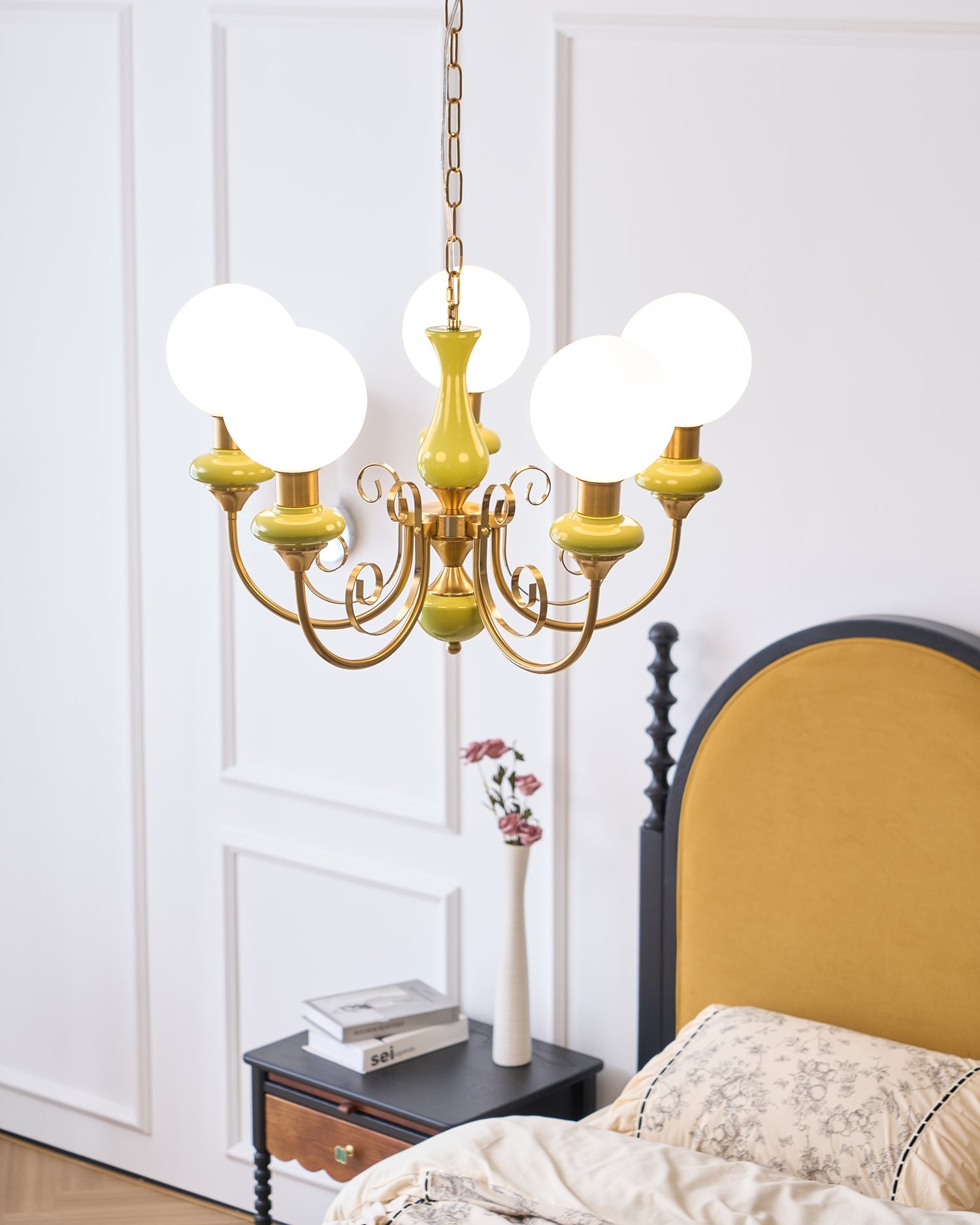 Belvonero Chandelier