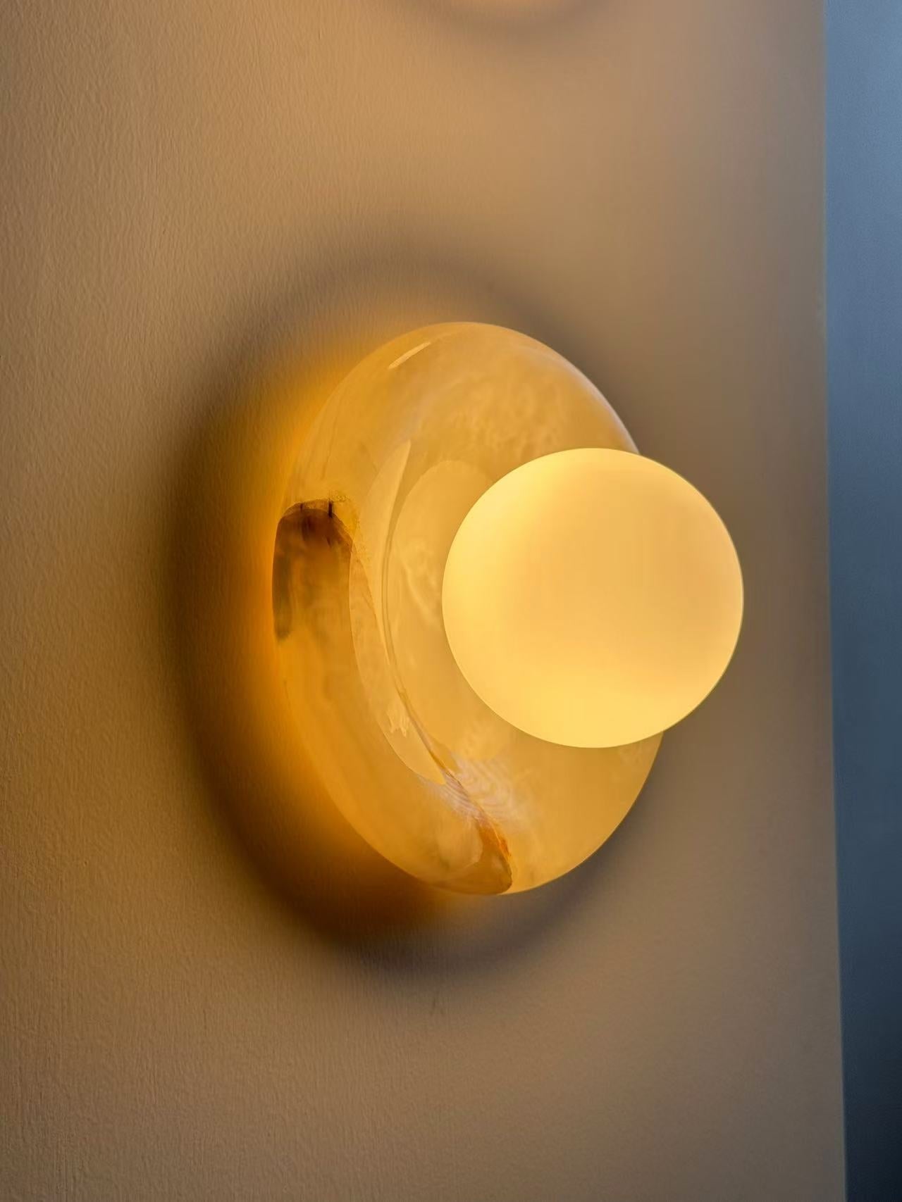Lamaro Globe Wall Light