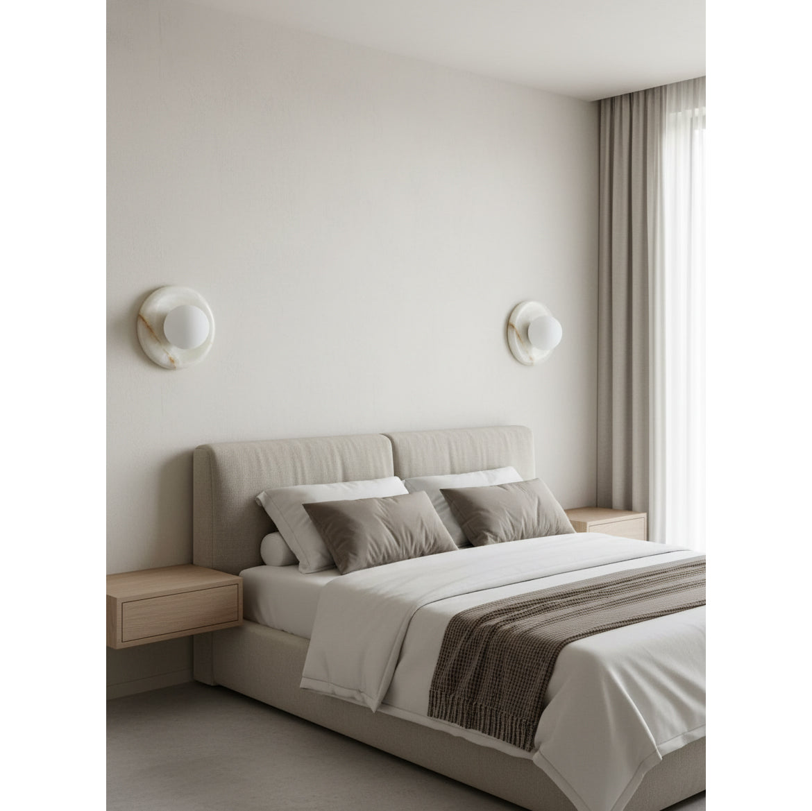 Lamaro Globe Wall Light