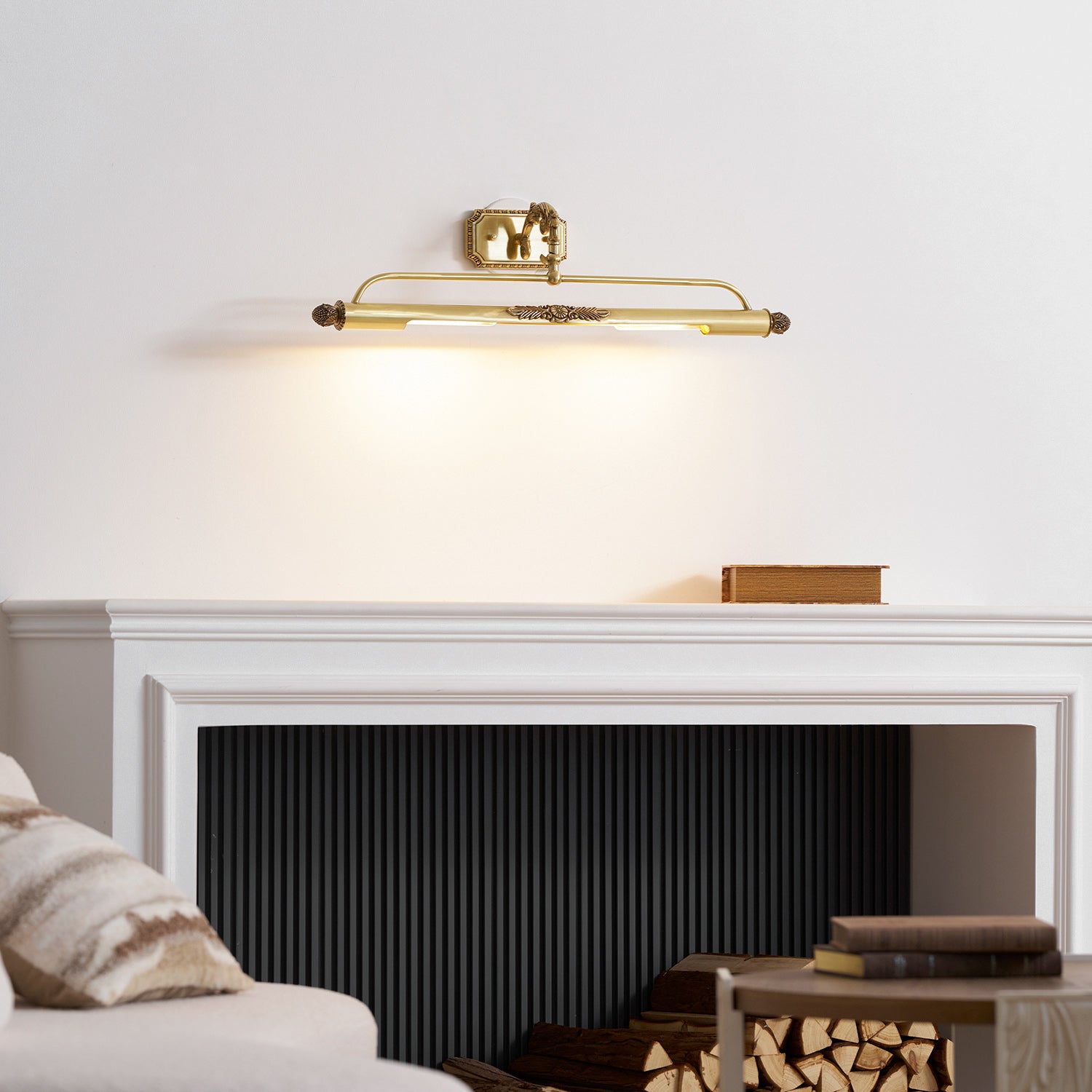 Armelella Gallery Wall Light