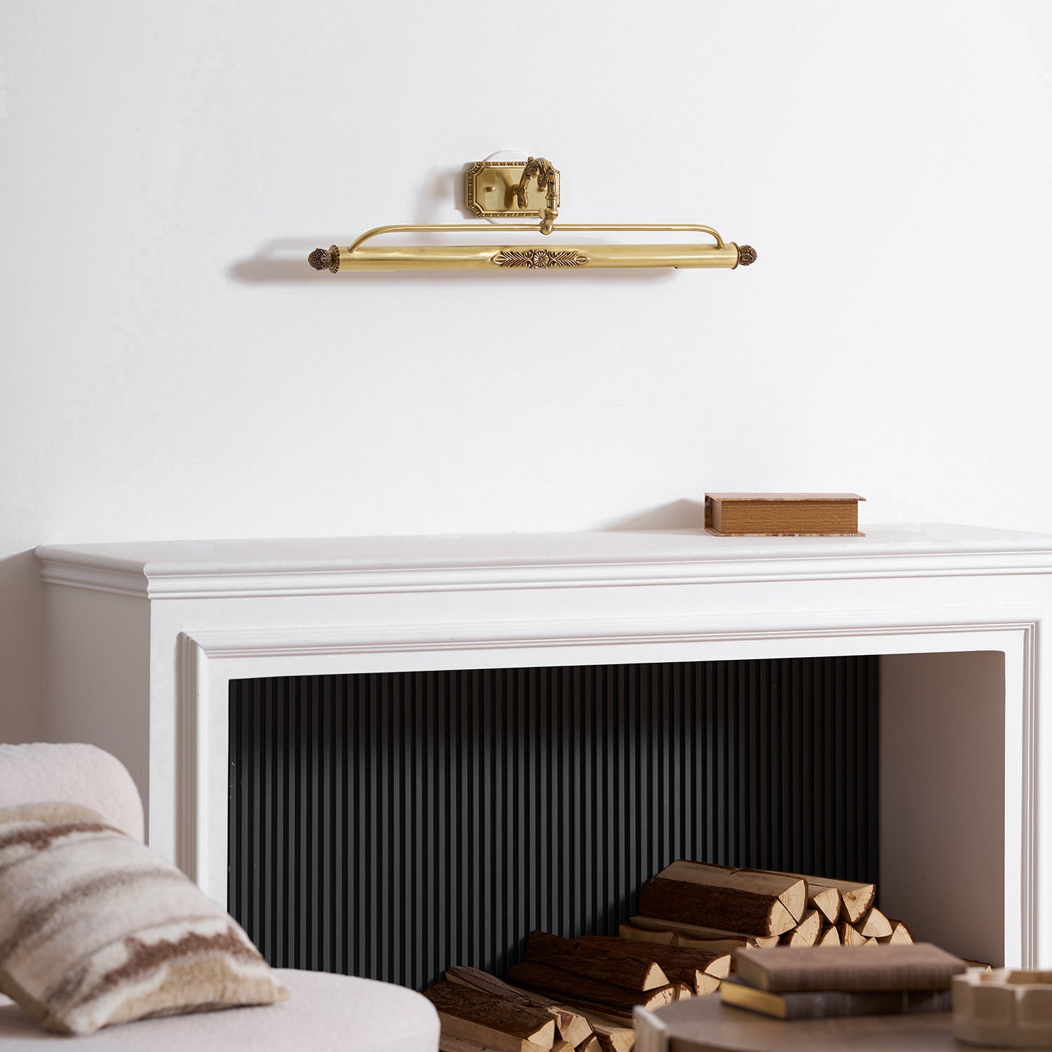 Armelella Gallery Wall Light