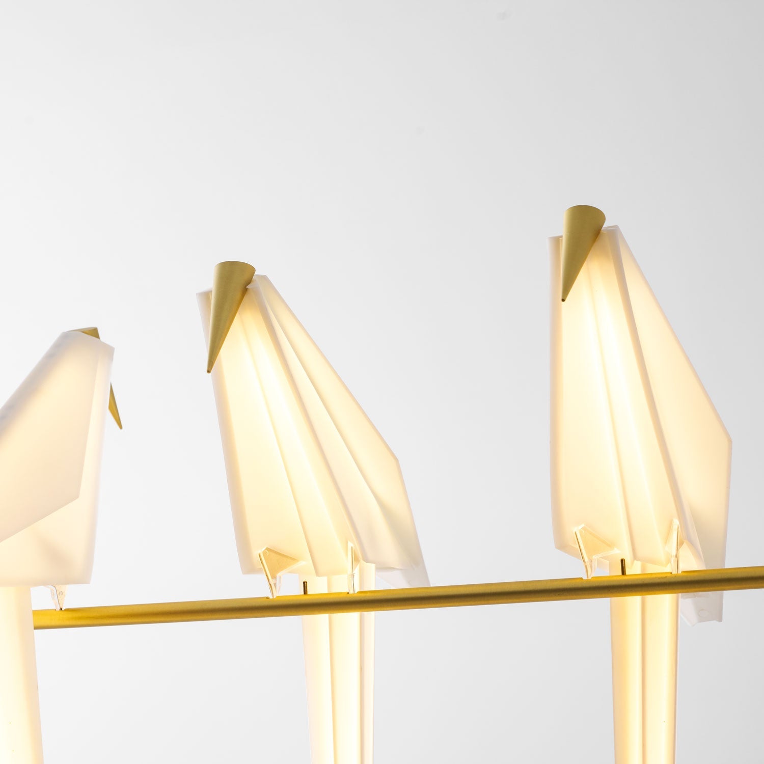 Tehiron Linear Chandelier