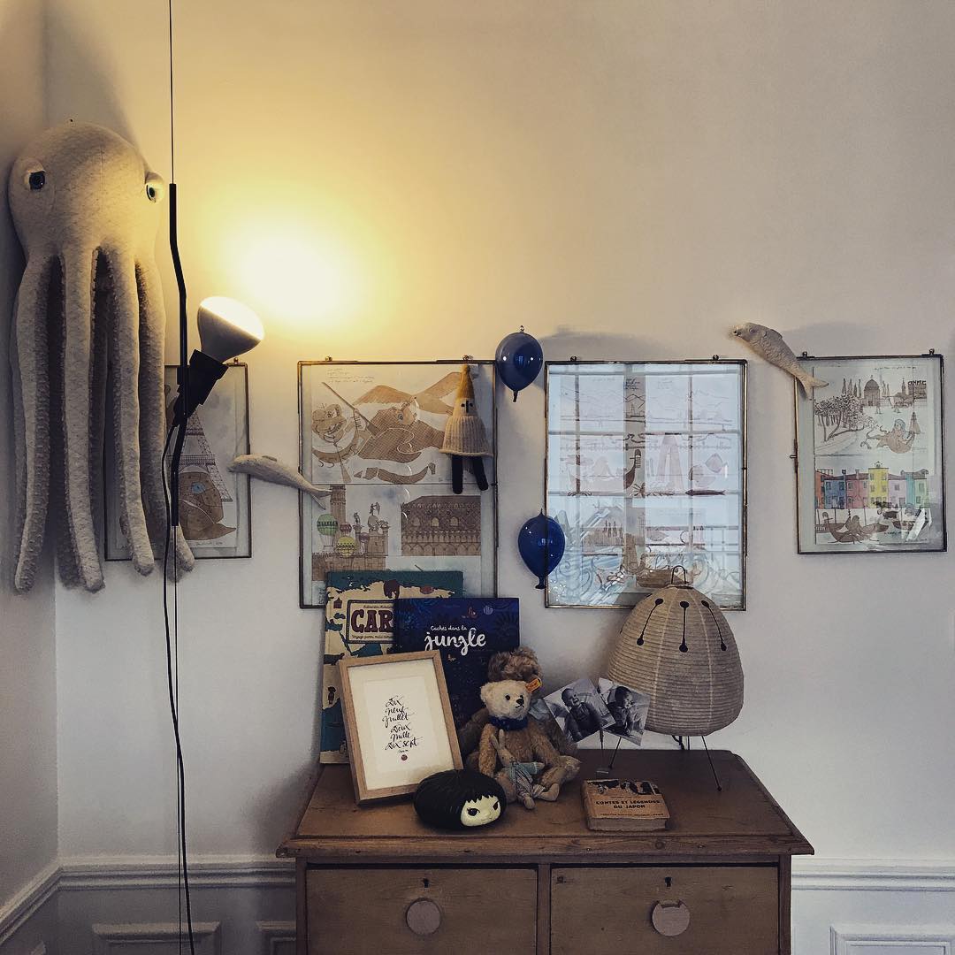 Pabel Floor to Ceiling Light