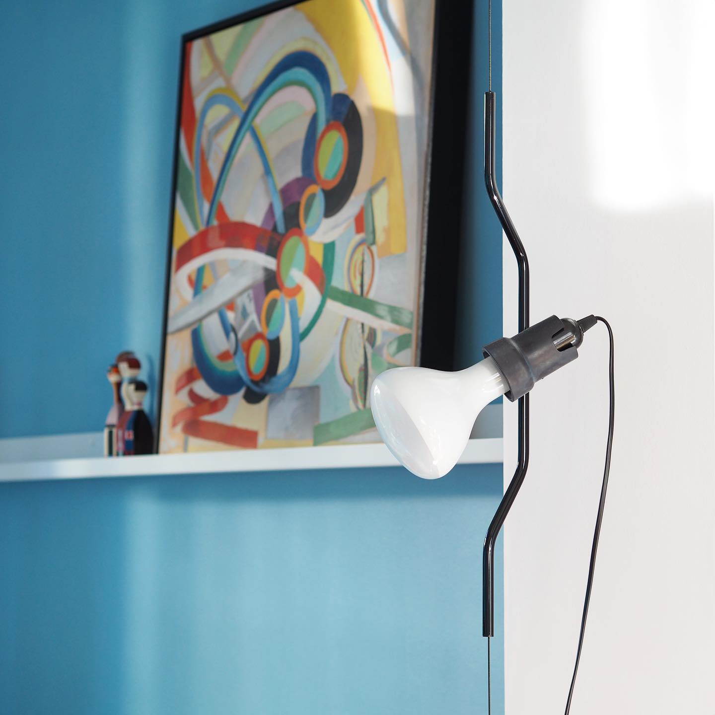 Pabel Floor to Ceiling Light