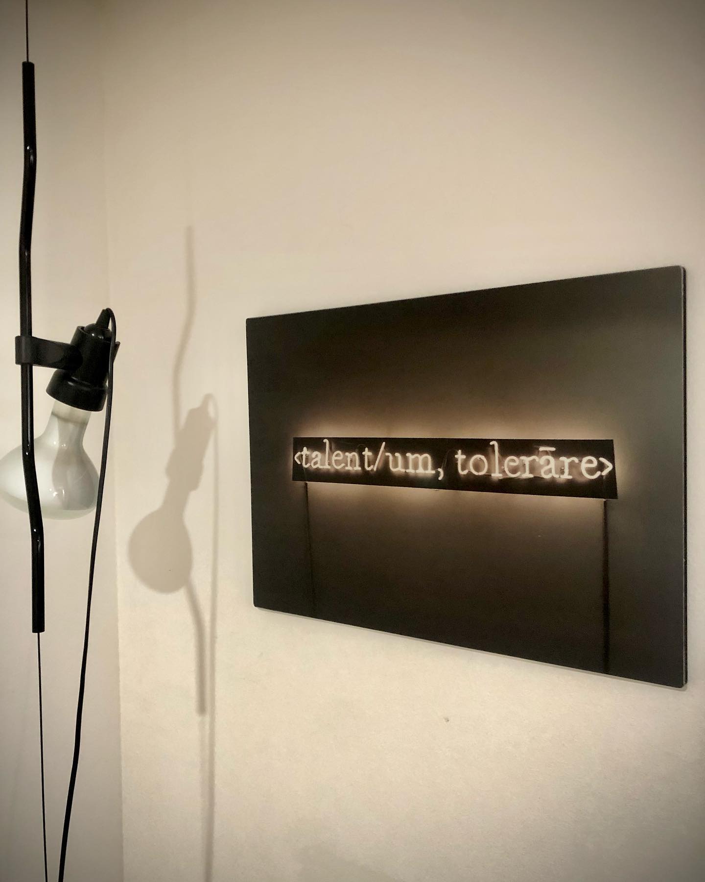 Pabel Floor to Ceiling Light