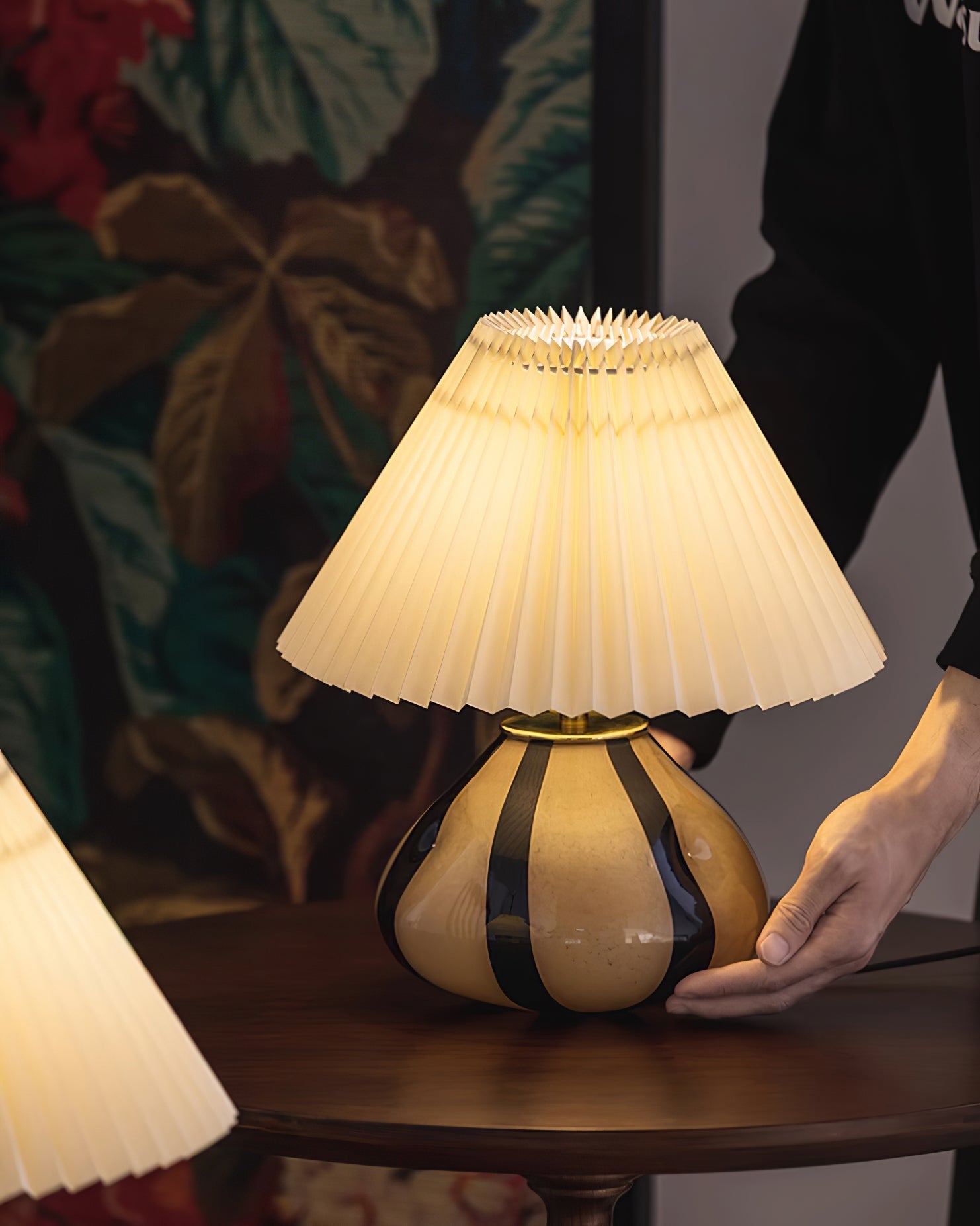 Rolenta Pleated Table Lamp