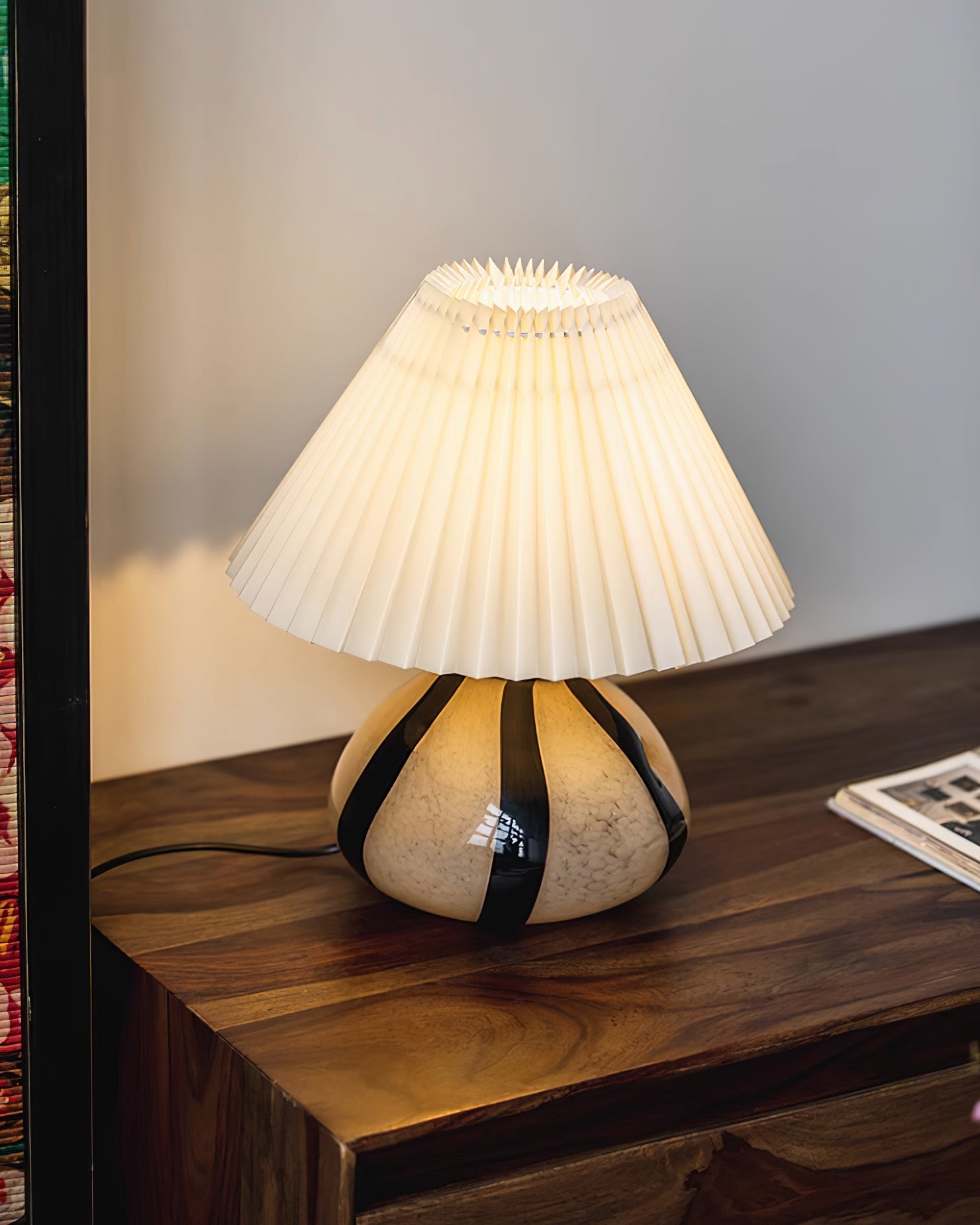 Rolenta Pleated Table Lamp