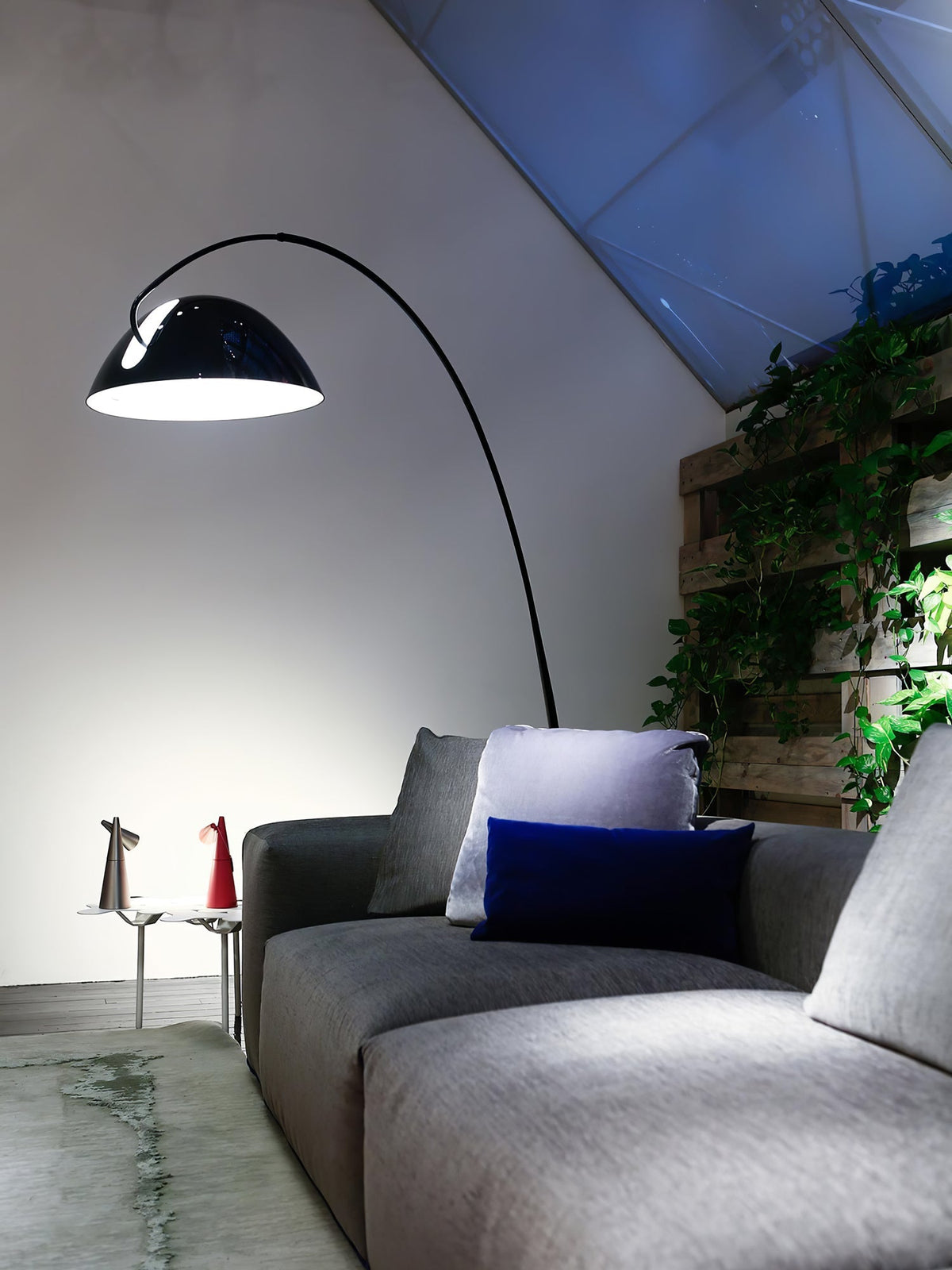 Rivon Arc Floor Lamp