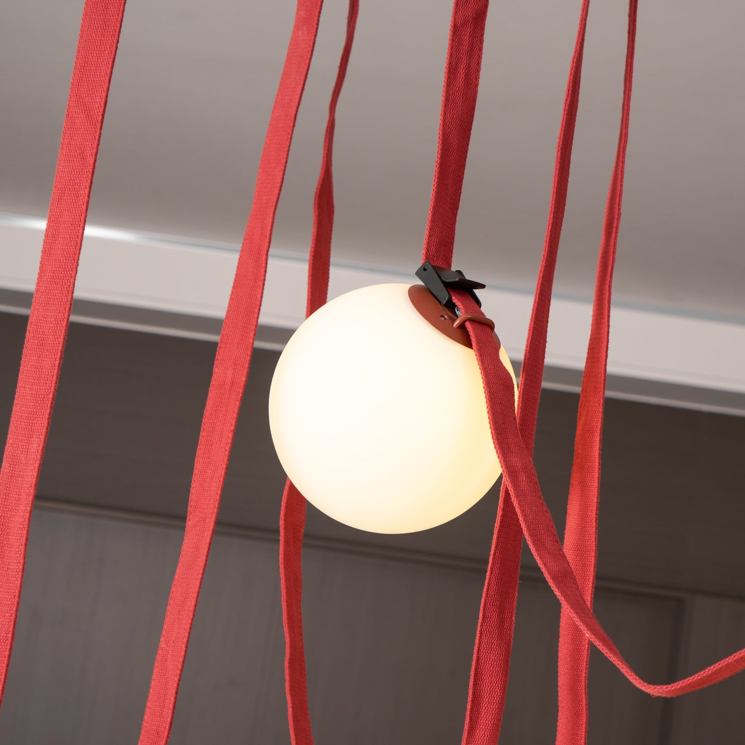 Neveron Pendant Light