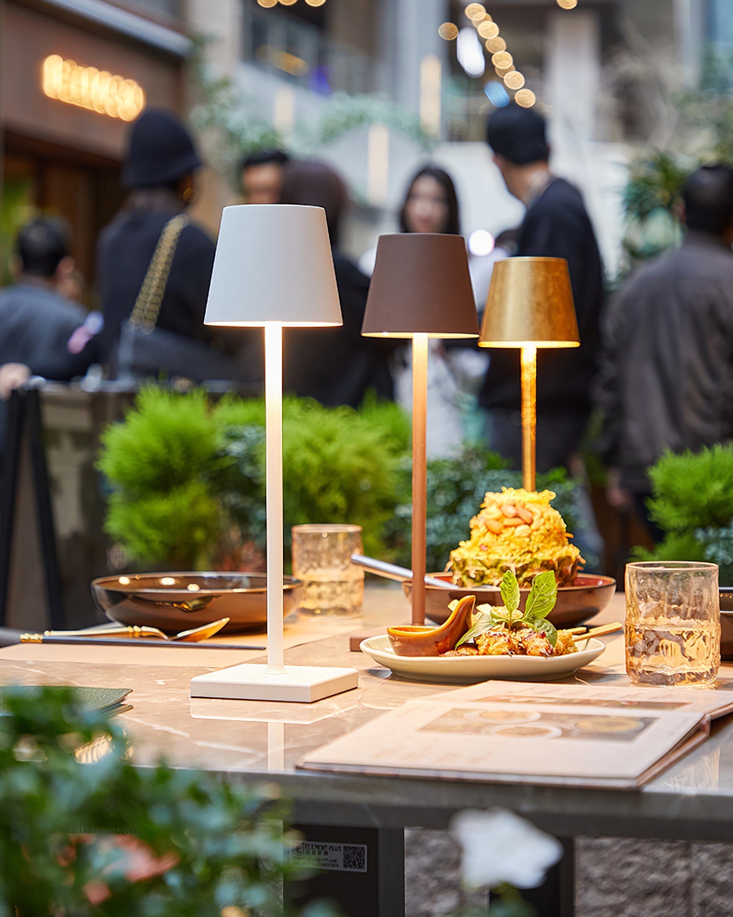 Araraano Portable Table Lamp