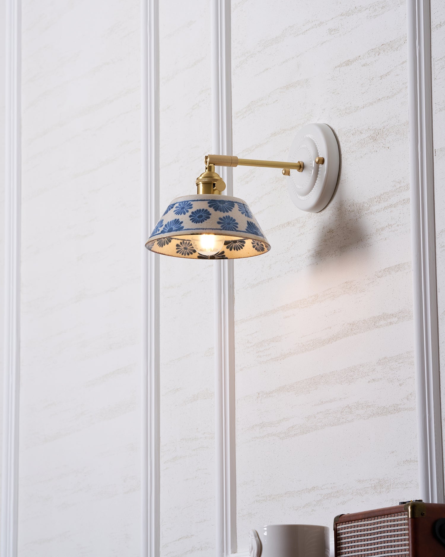 Lemson Wall Light
