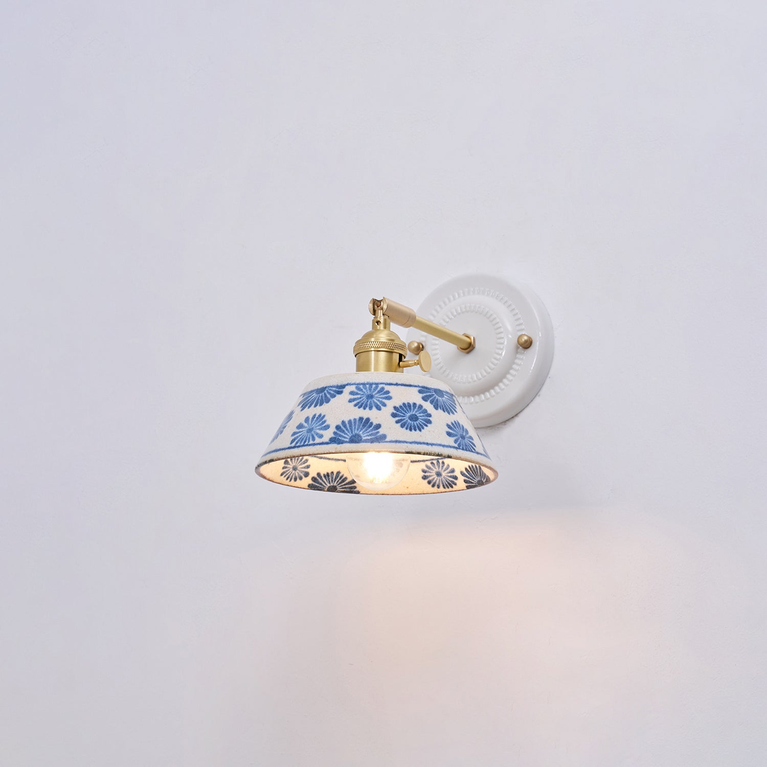 Lemson Wall Light