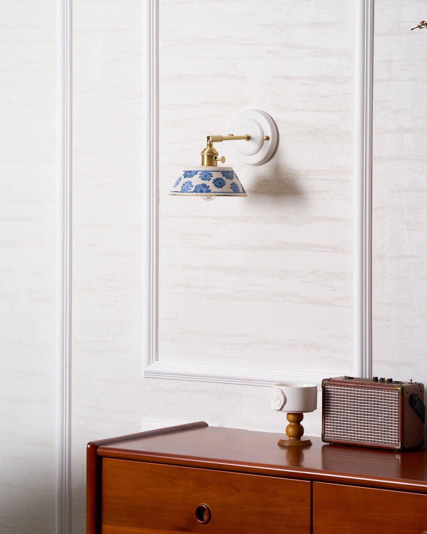 Lemson Wall Light