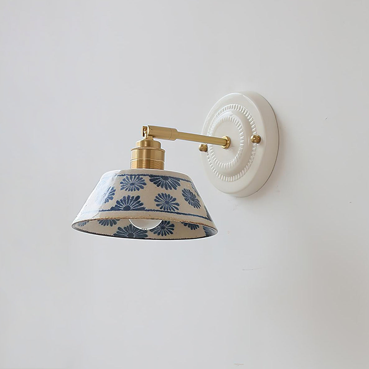 Lemson Wall Light