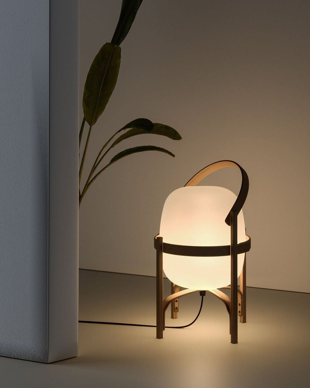 Itovelon Lantern Table Lamp