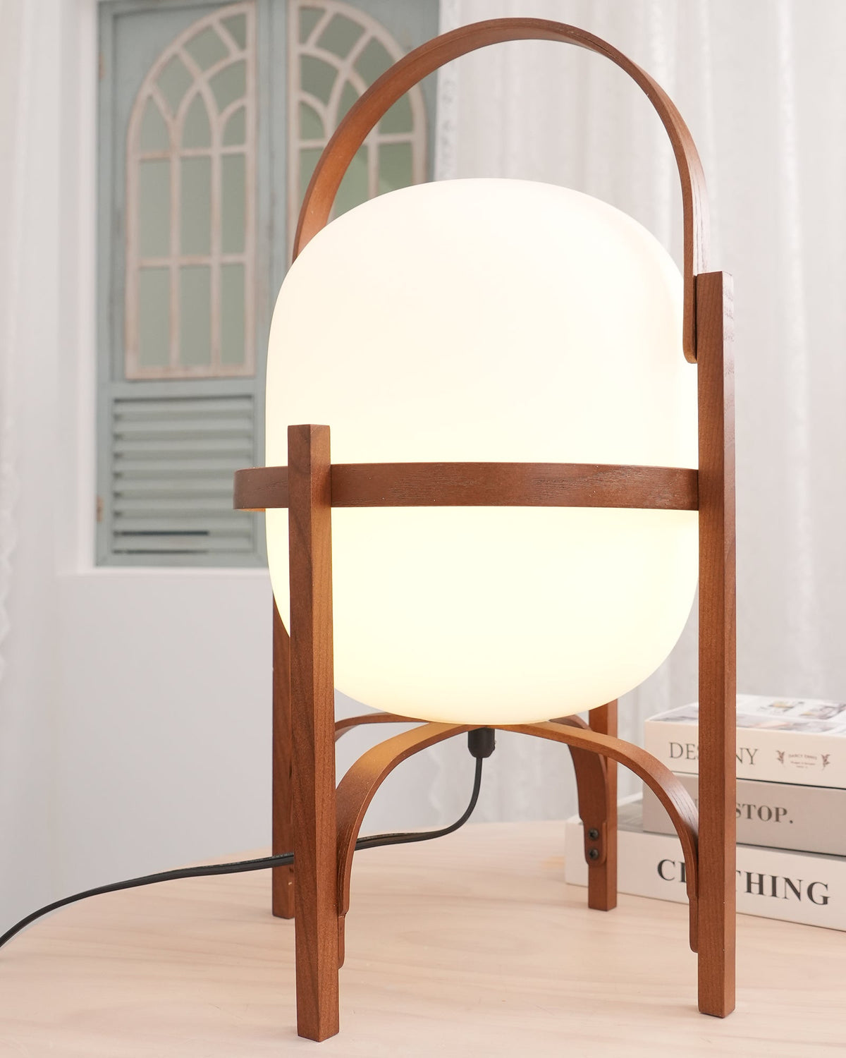 Itovelon Lantern Table Lamp