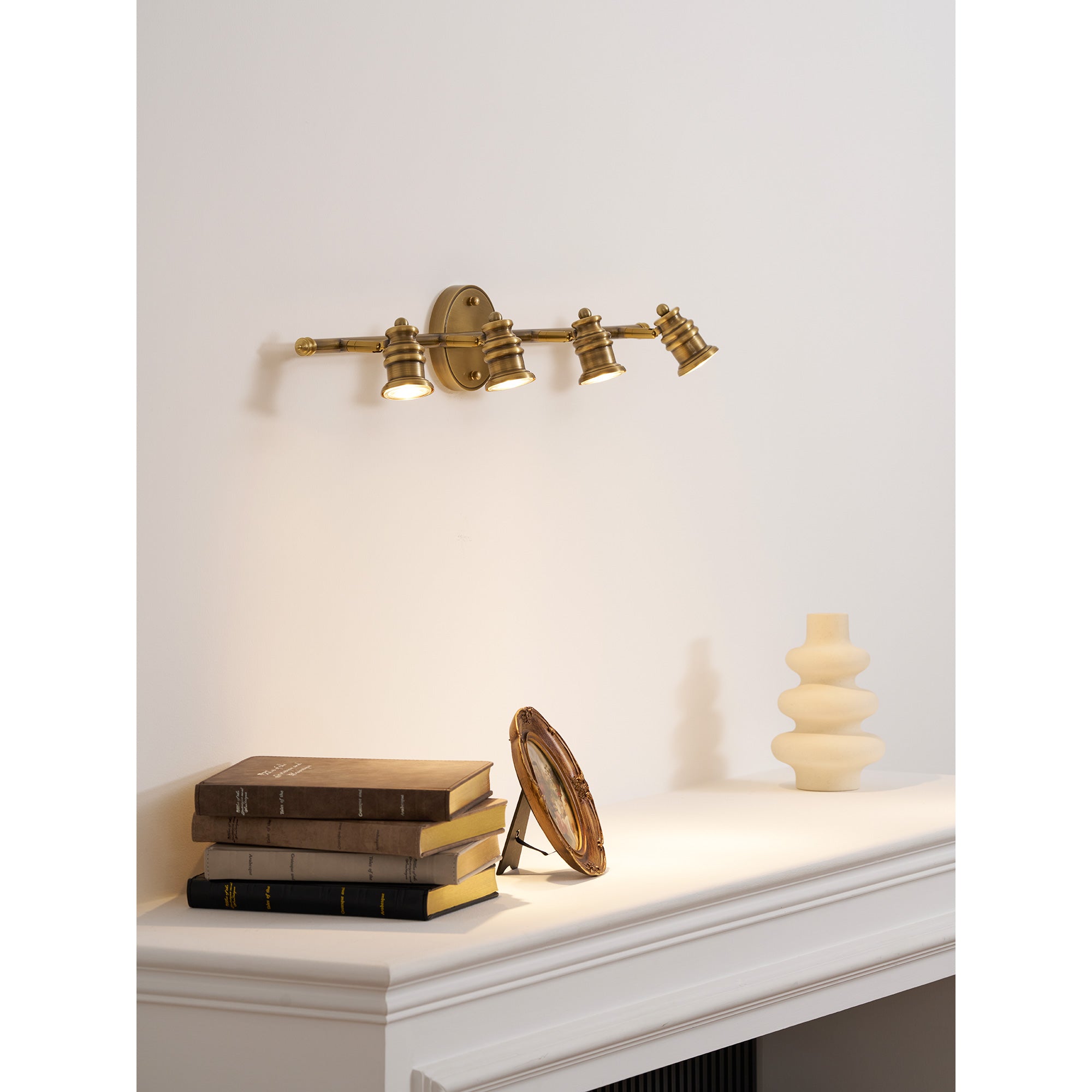 Sarroc Linear Wall Light