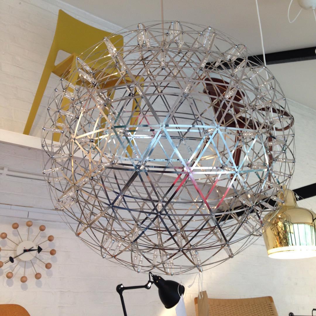 Unia Pendant Light
