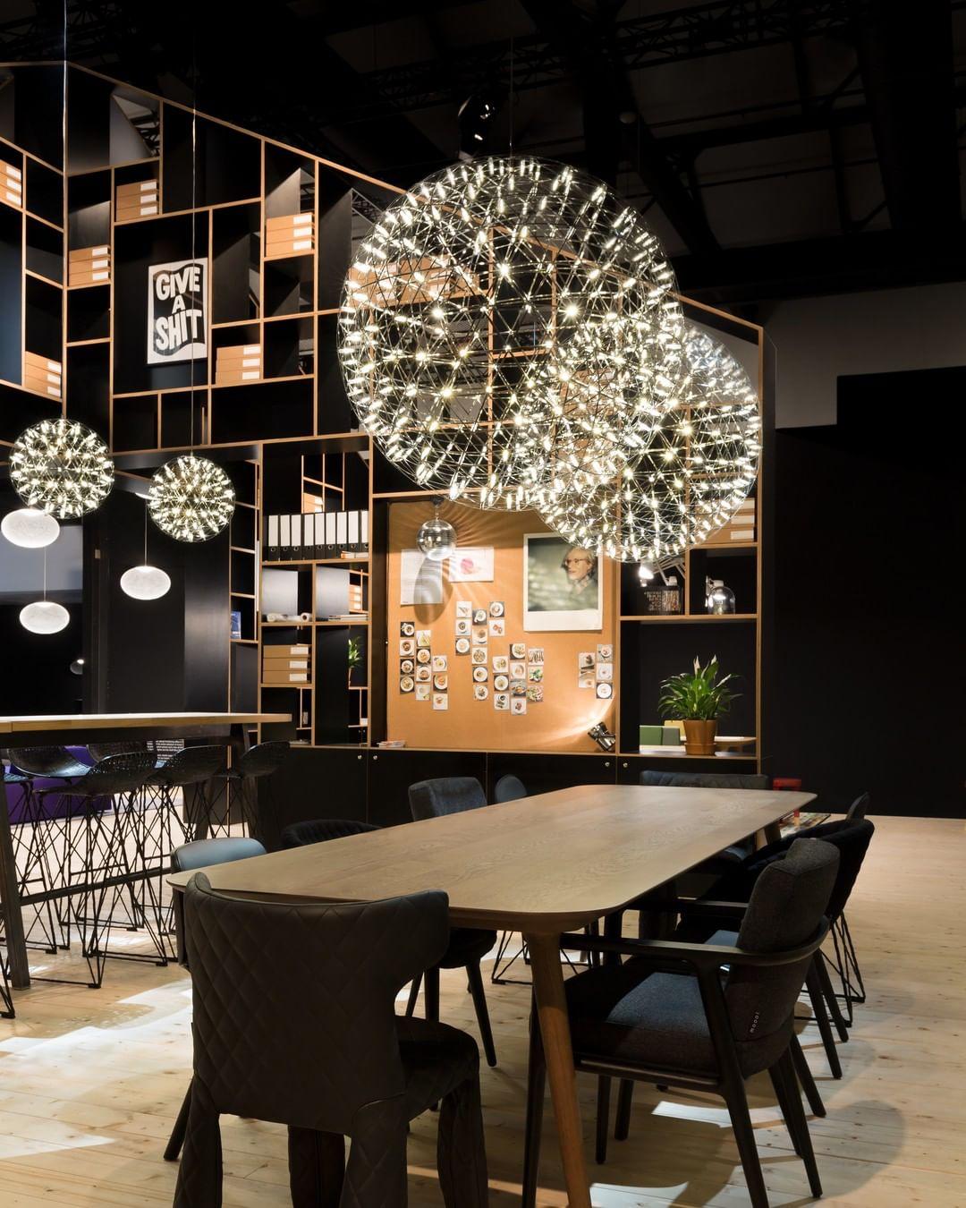 Unia Pendant Light