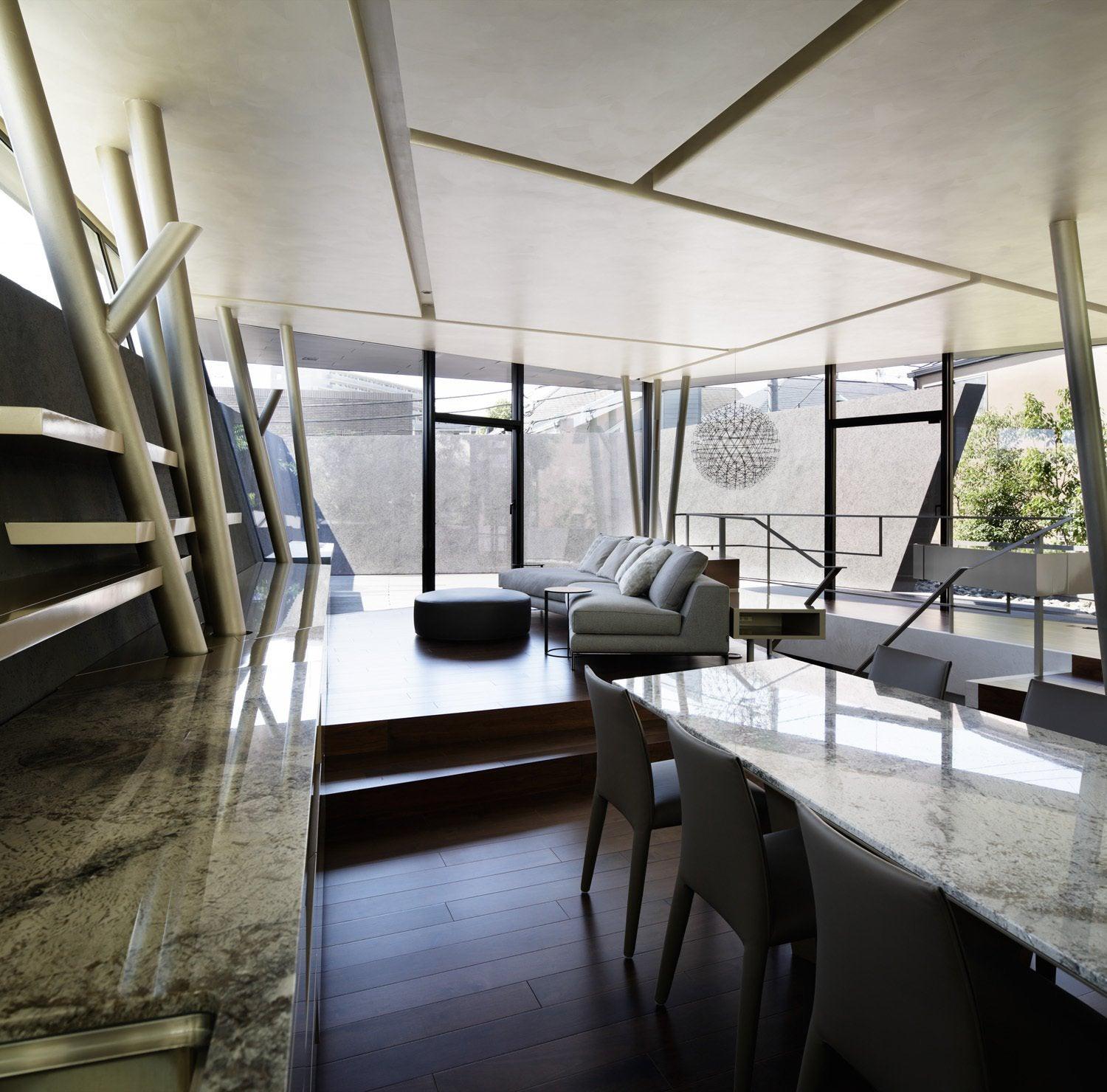 Unia Pendant Light