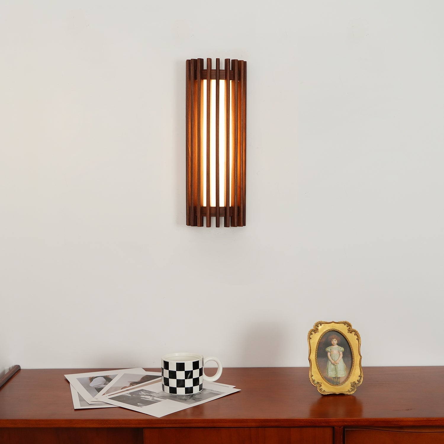 Bekelya Wall Light