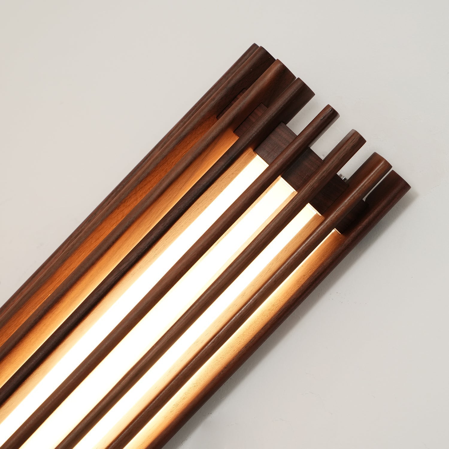 Bekelya Wall Light