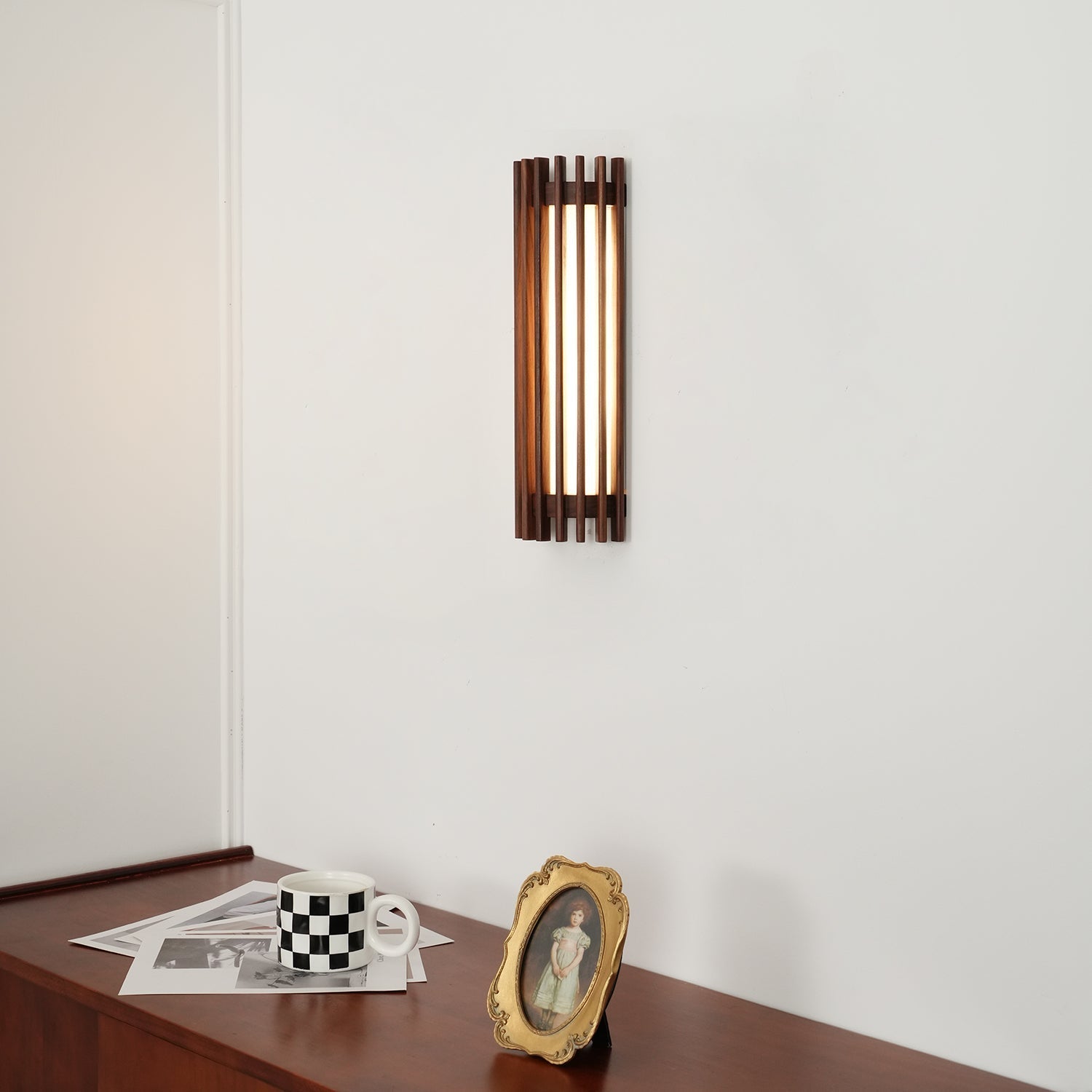 Bekelya Wall Light