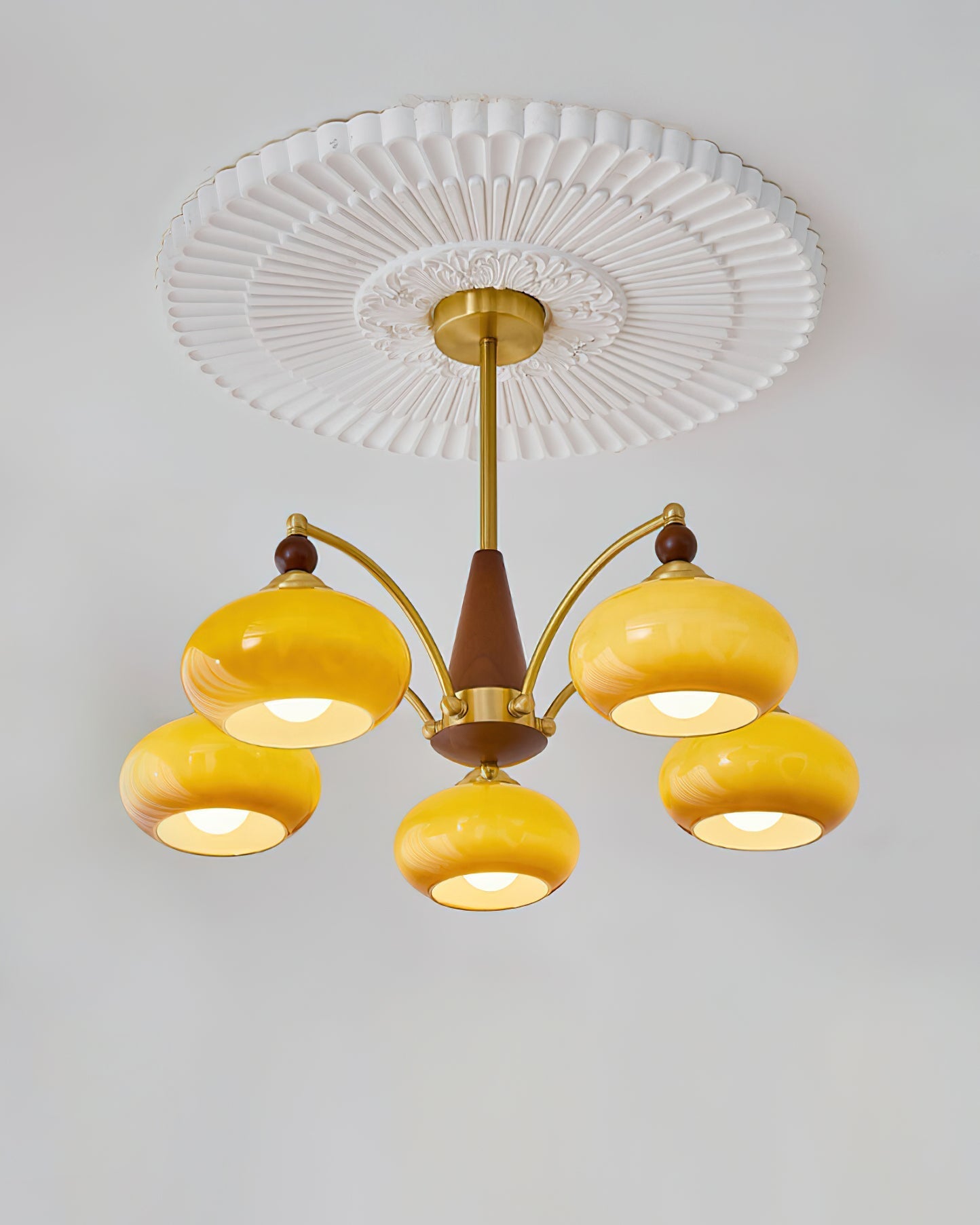Arderion Retro Chandelier