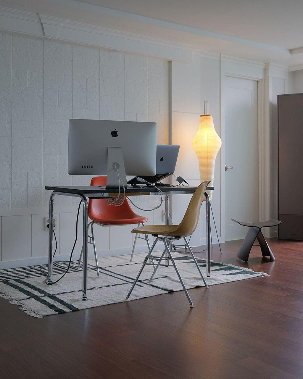 Alellan Sculptural Floor Lamp