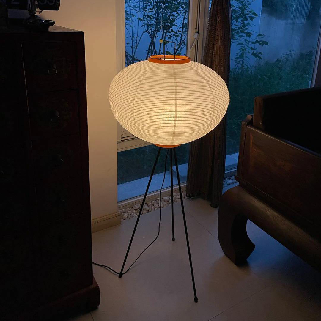 Alellan Sculptural Floor Lamp