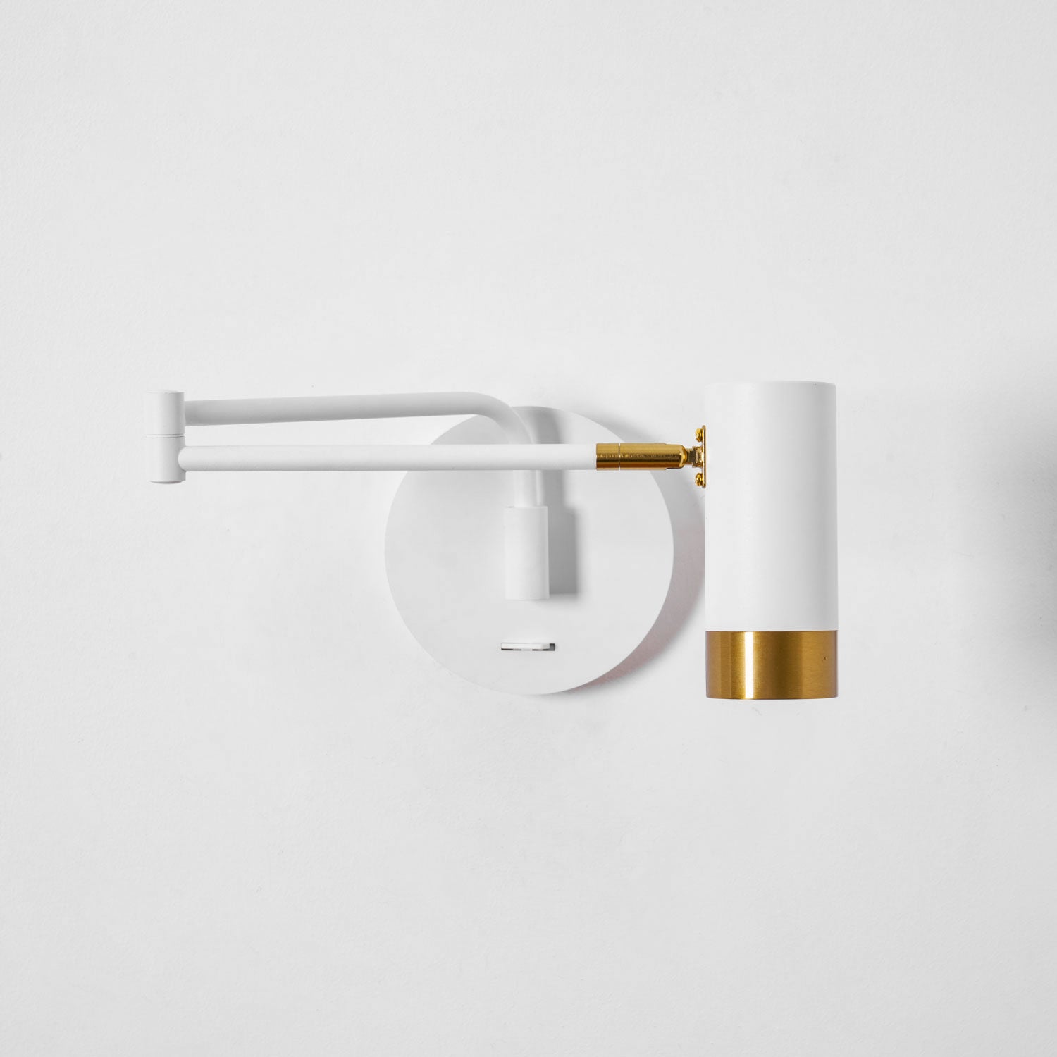 Nodo Wall Light