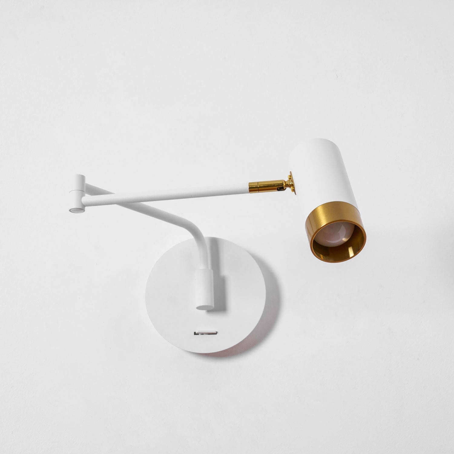 Nodo Wall Light