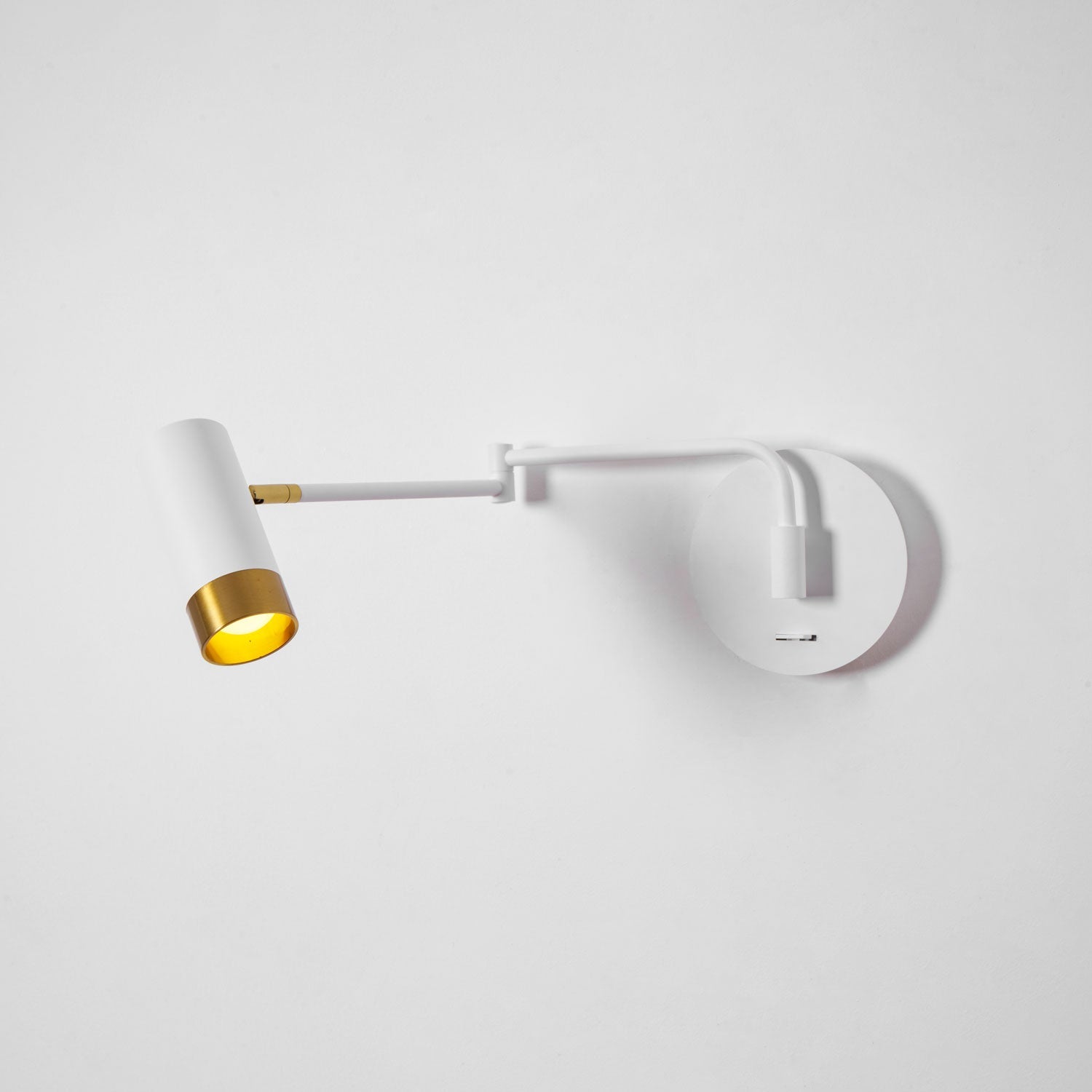 Nodo Wall Light
