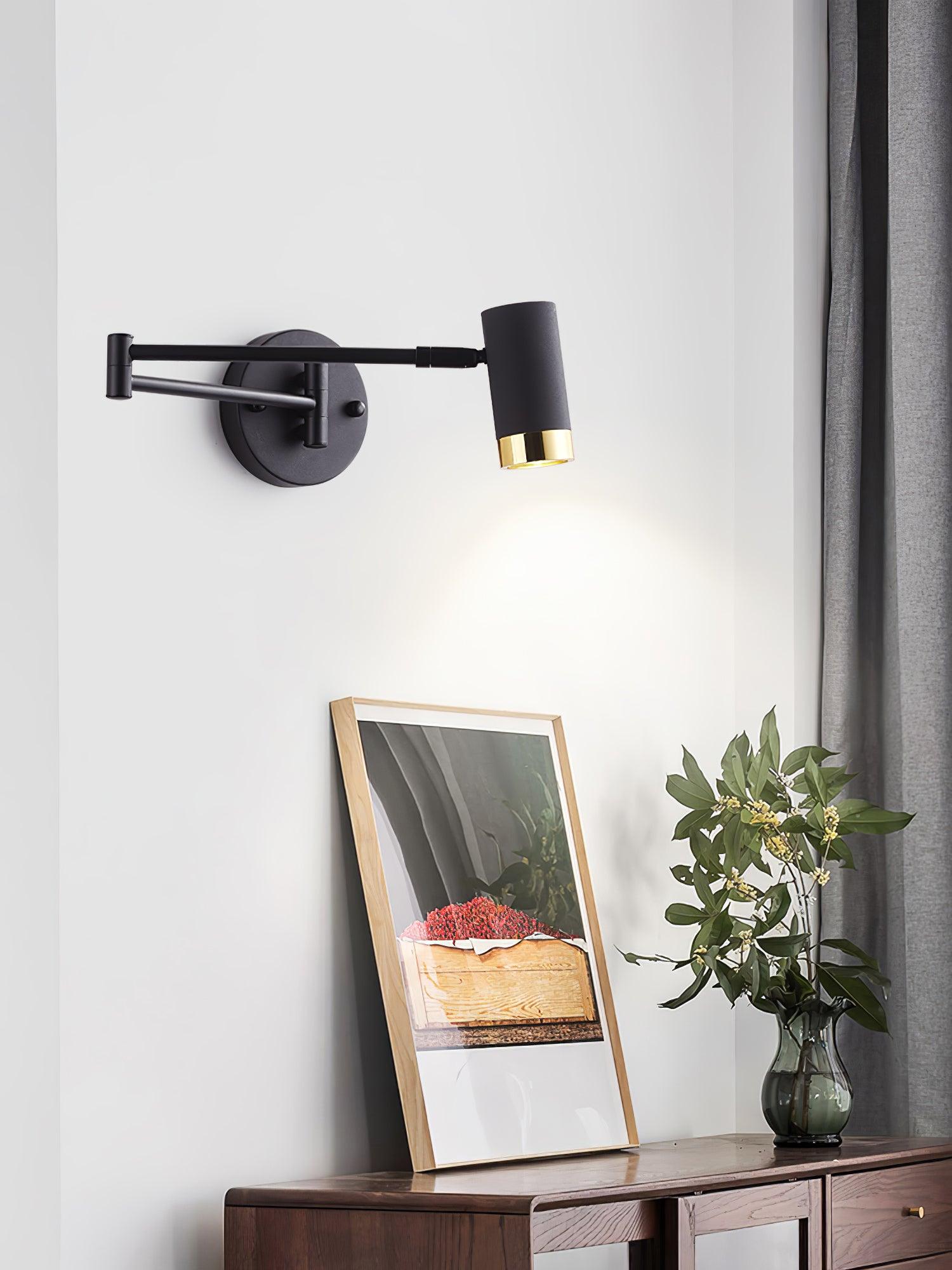 Nodo Wall Light