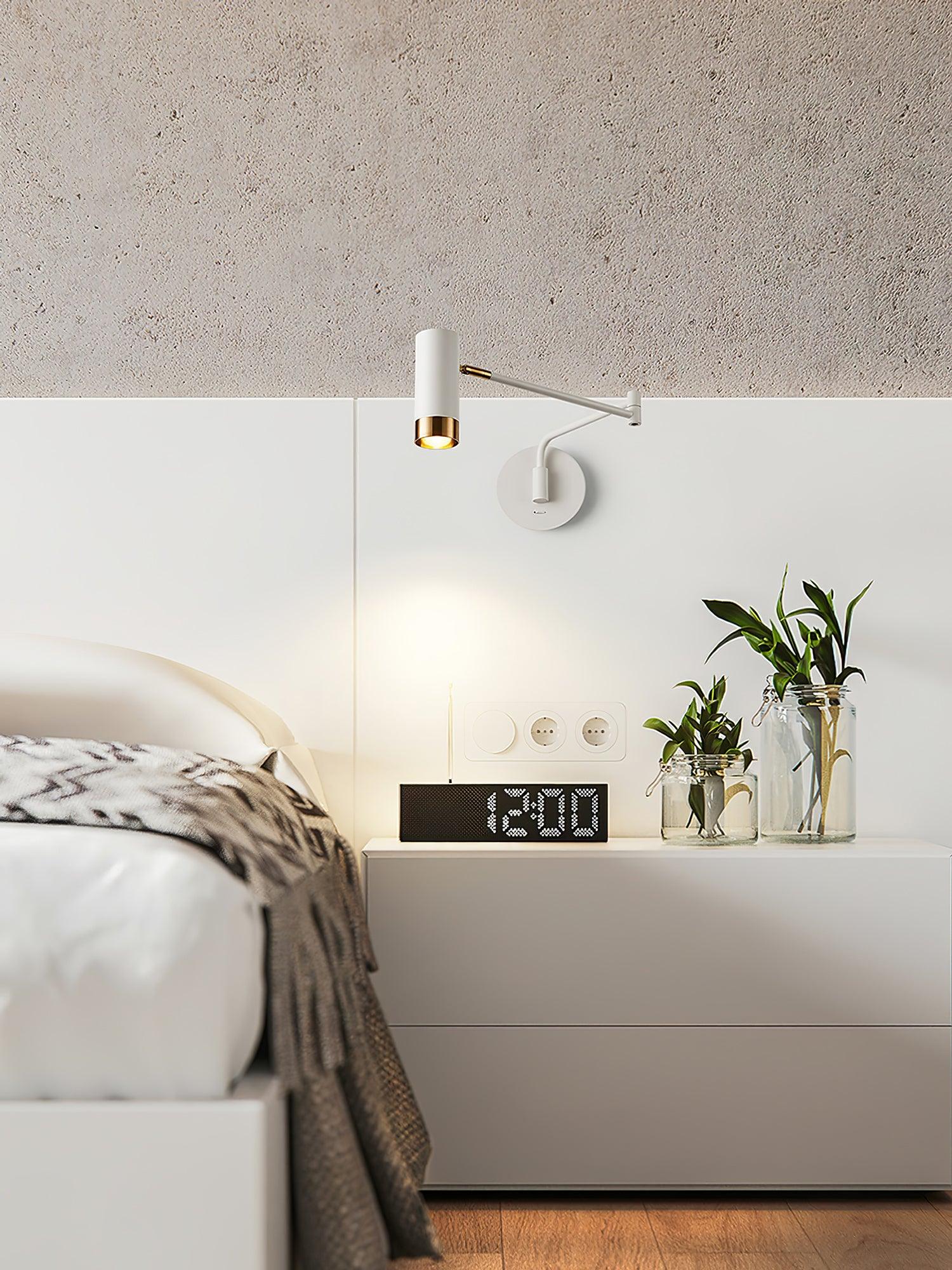 Nodo Wall Light