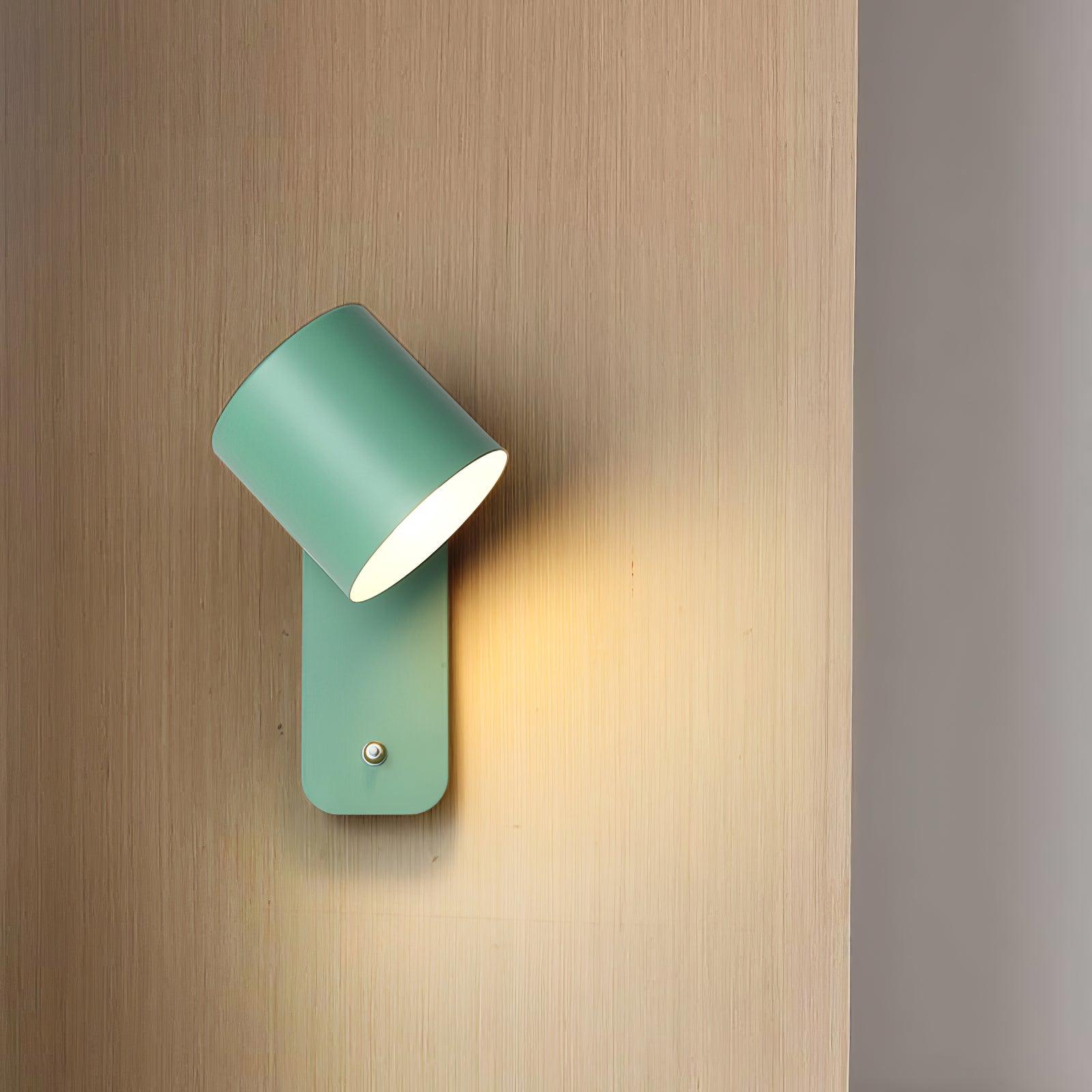 Manzo Wall Light