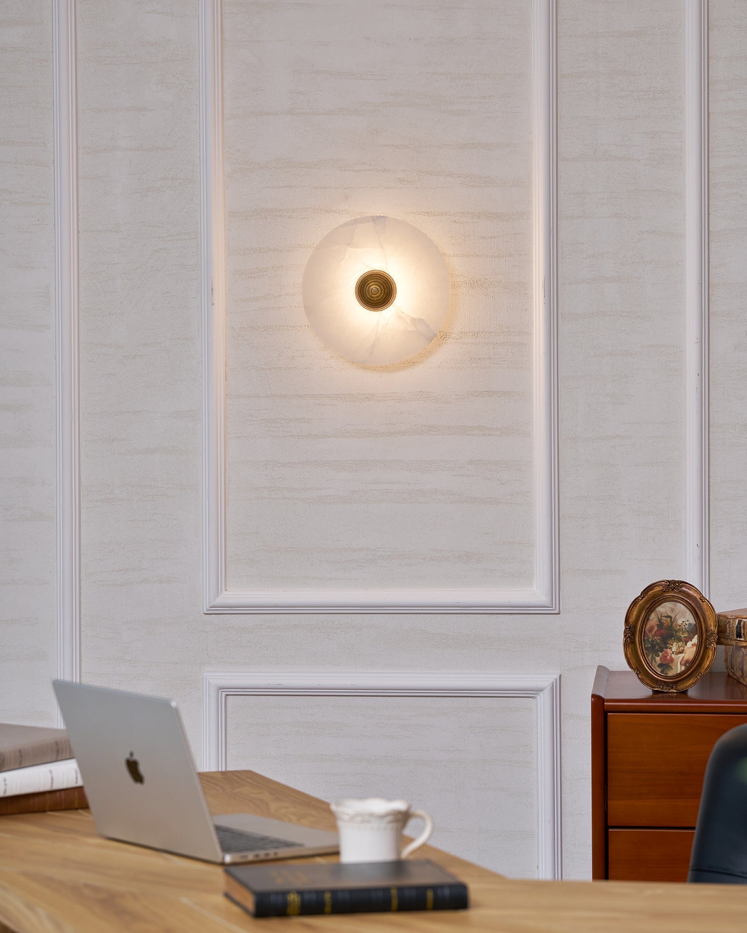Aralzo Round Wall Light