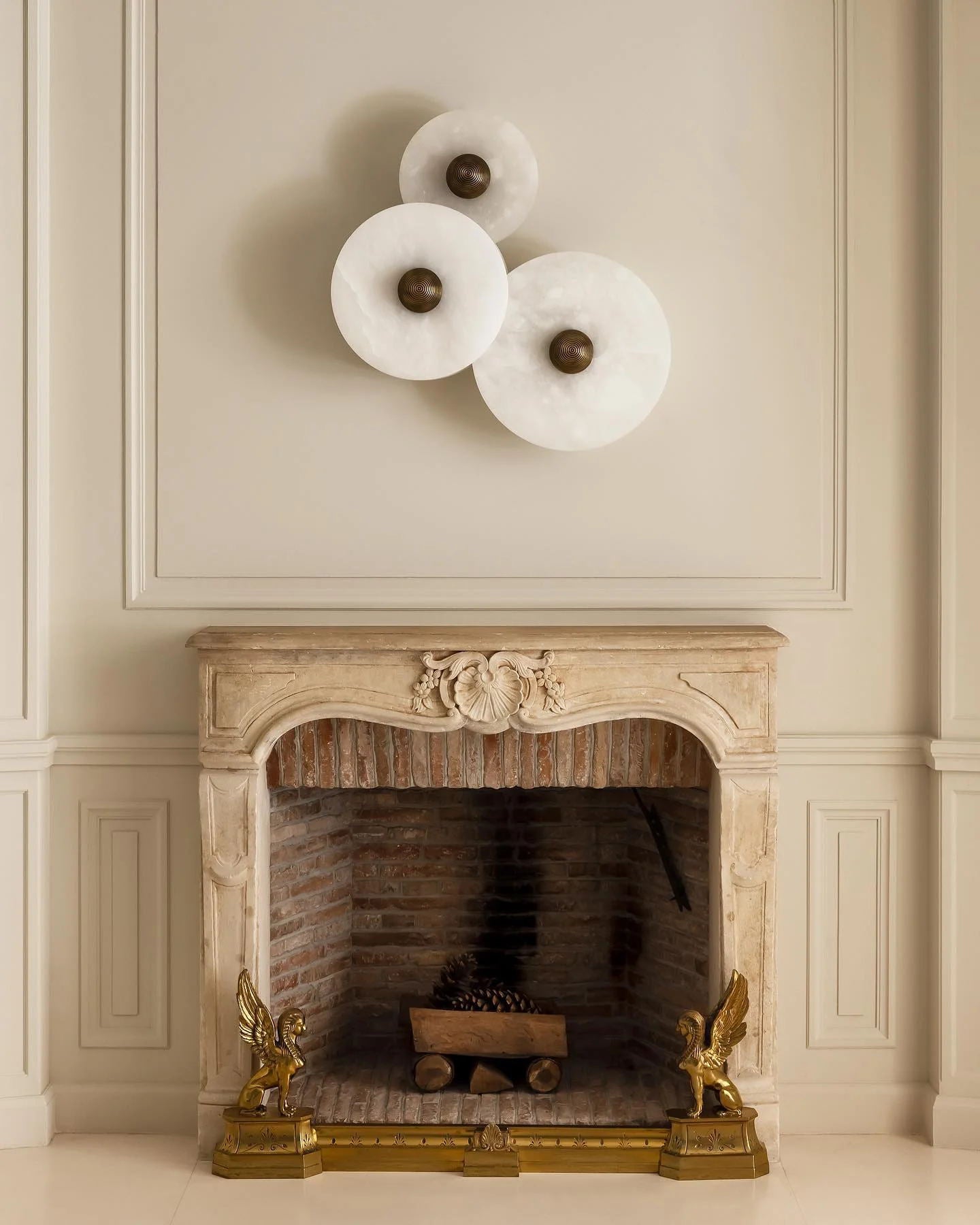 Aralzo Round Wall Light
