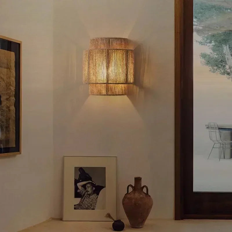 Octuris Wall Light
