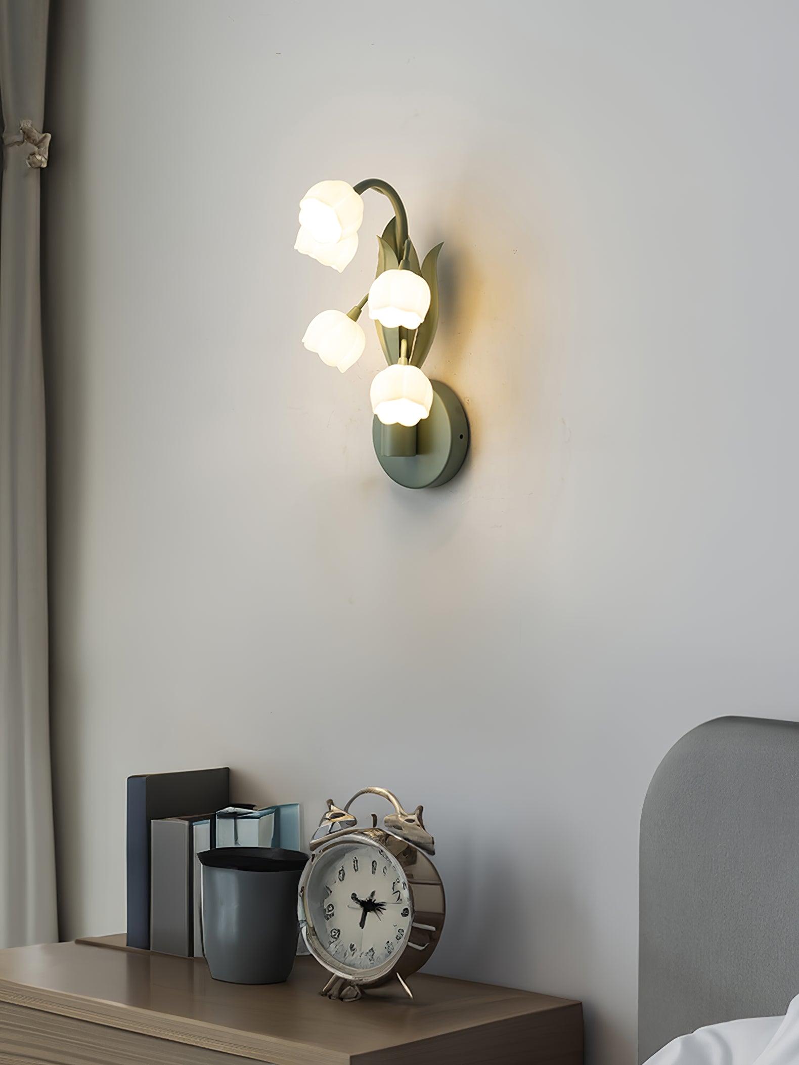 Poril Wall Light