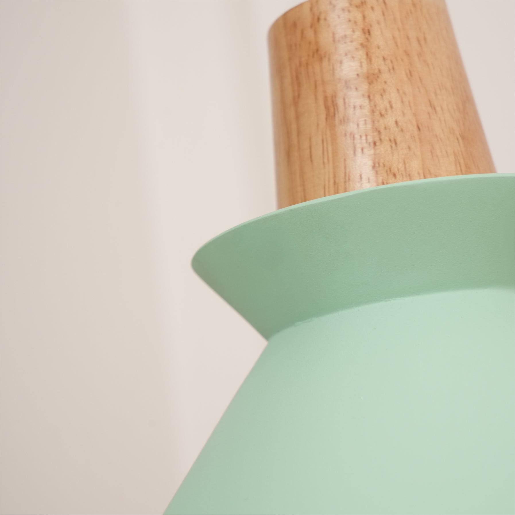 Upao Cone Pendant Light